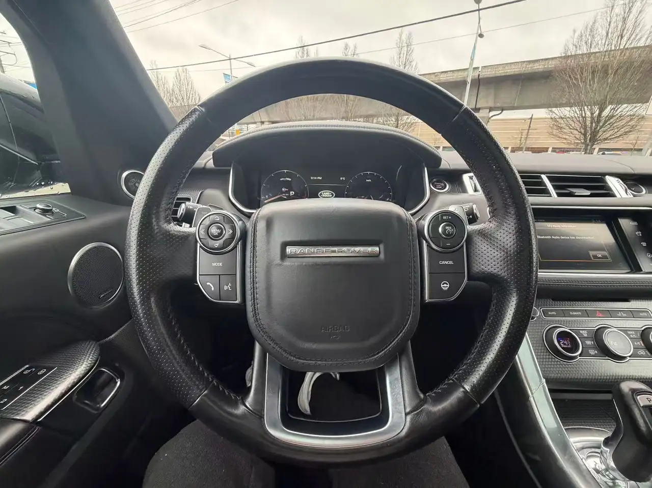 Land Rover Range Rover Sport снимка Land Rover Range Rover Sport