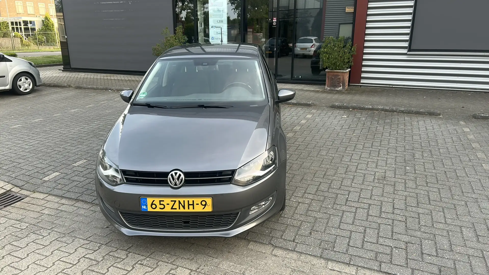 Volkswagen Polo 1.2 TSI Blue Motion Technology Highline - 2