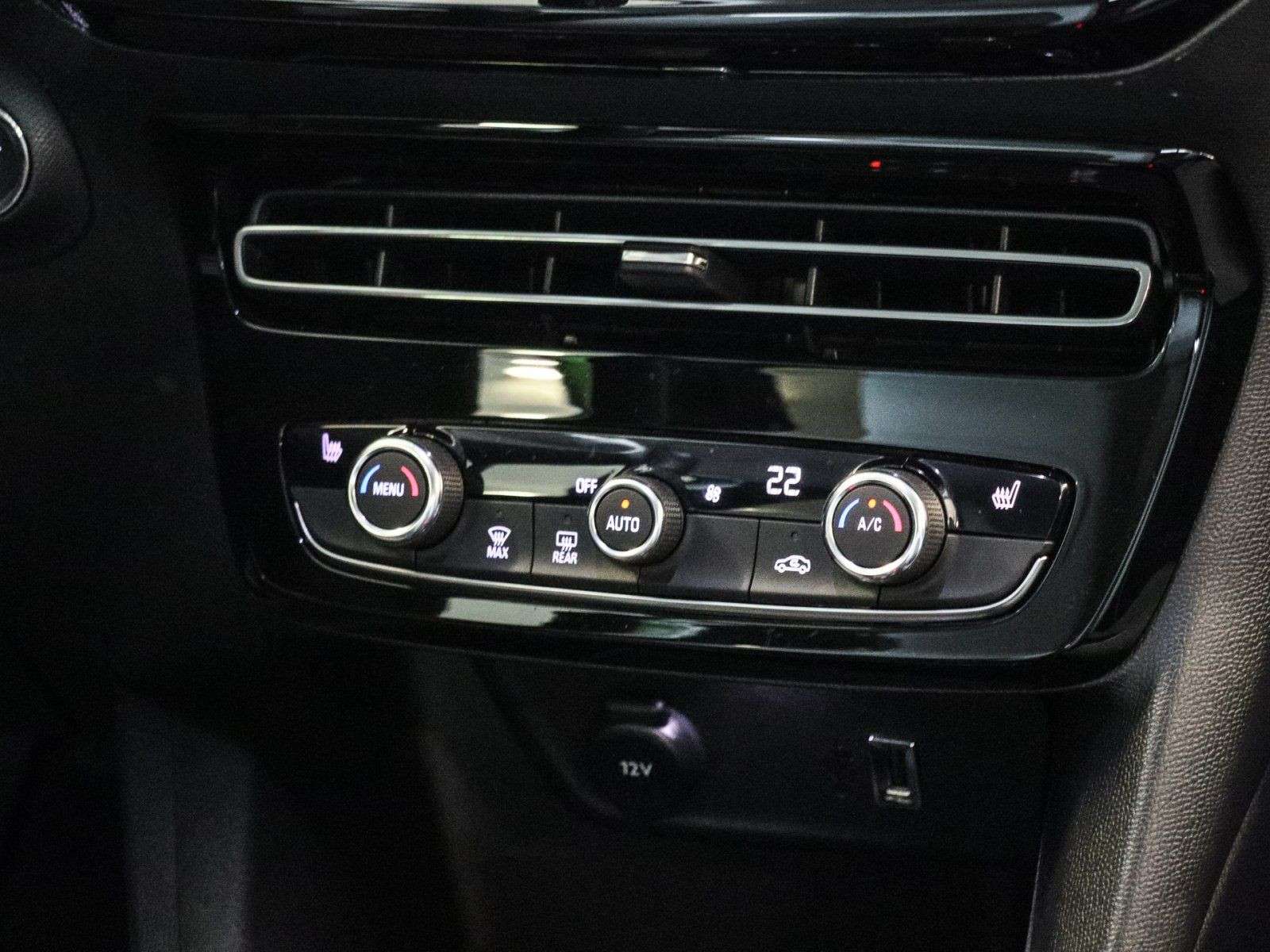 Opel Mokka E