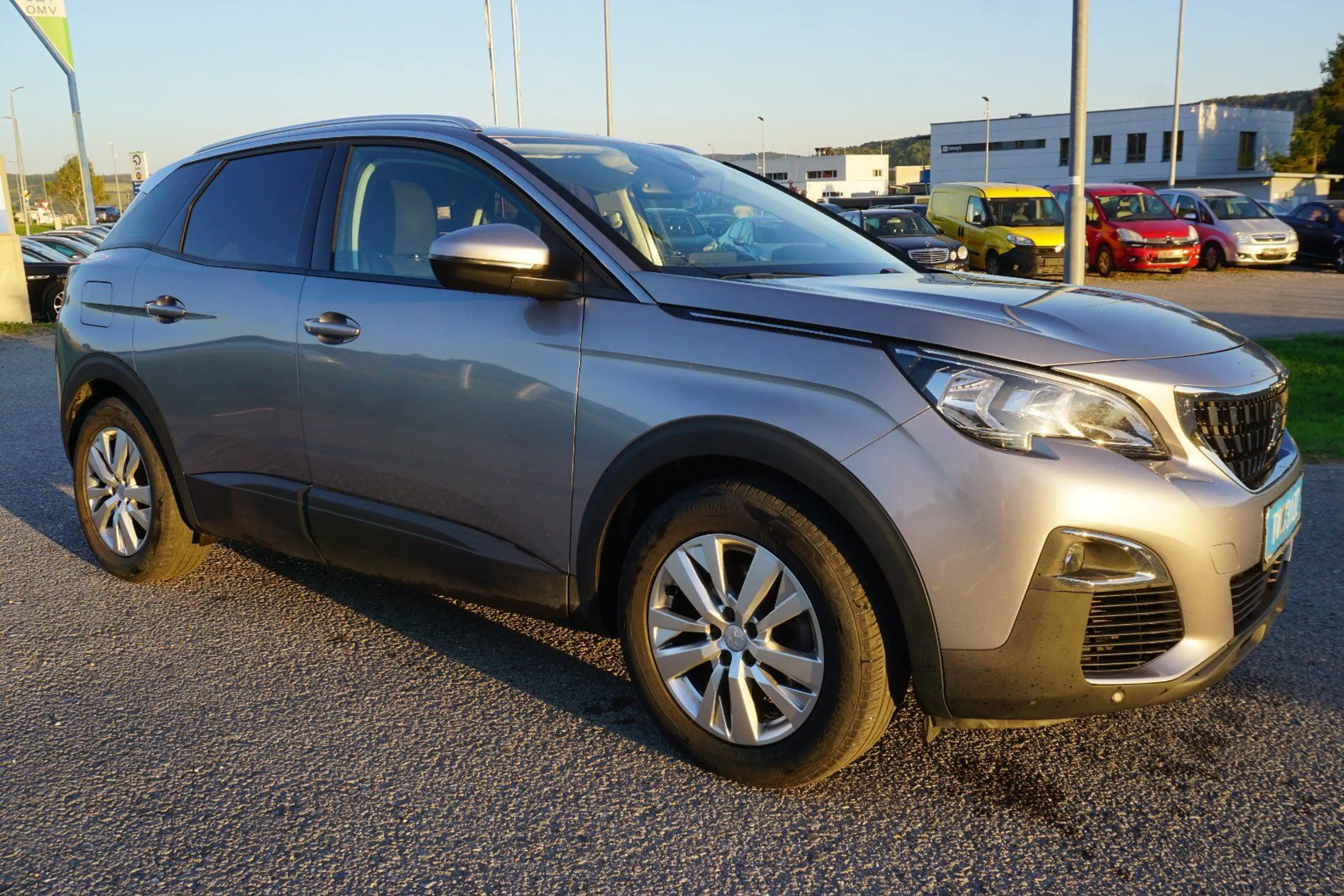 Peugeot 3008 1.6 BlueHDi 120 FAP Active — photo 12