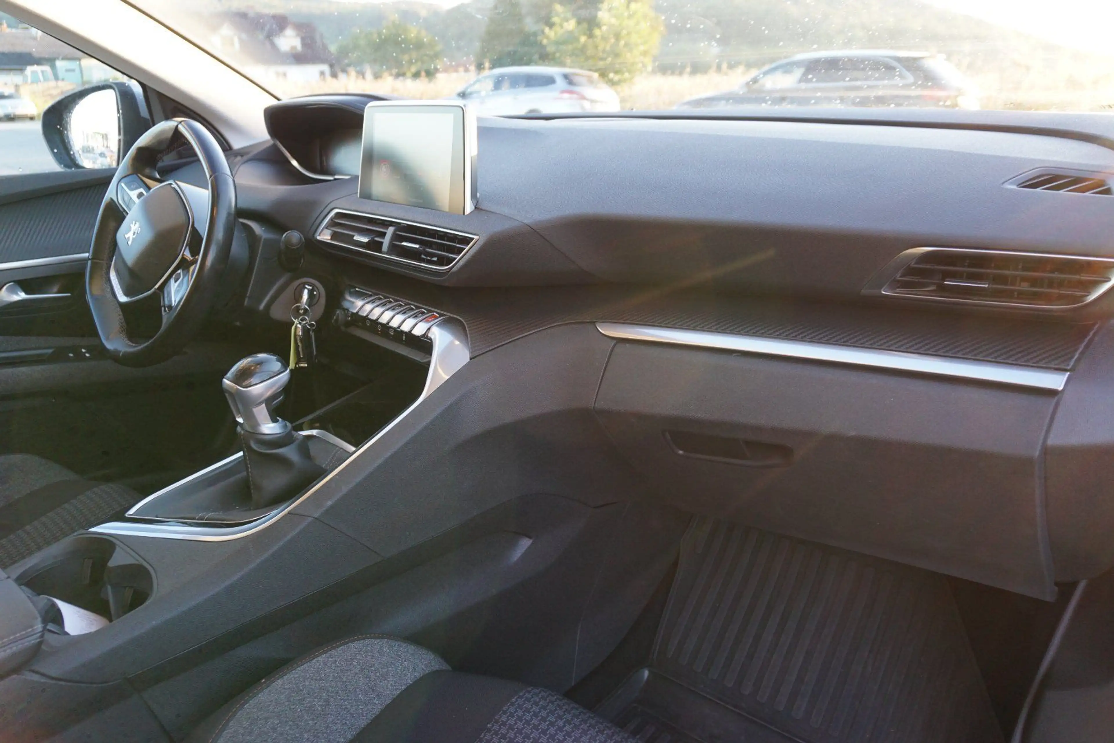 Peugeot 3008 1.6 BlueHDi 120 FAP Active — photo 14