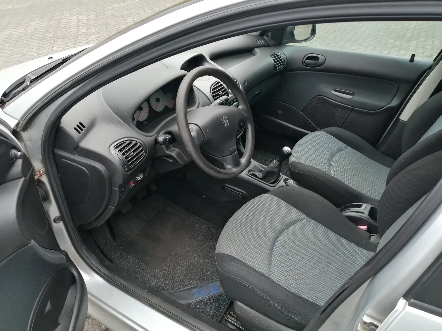 Peugeot 206 206  5-Türer 75 Grand Filou Zilver - 2