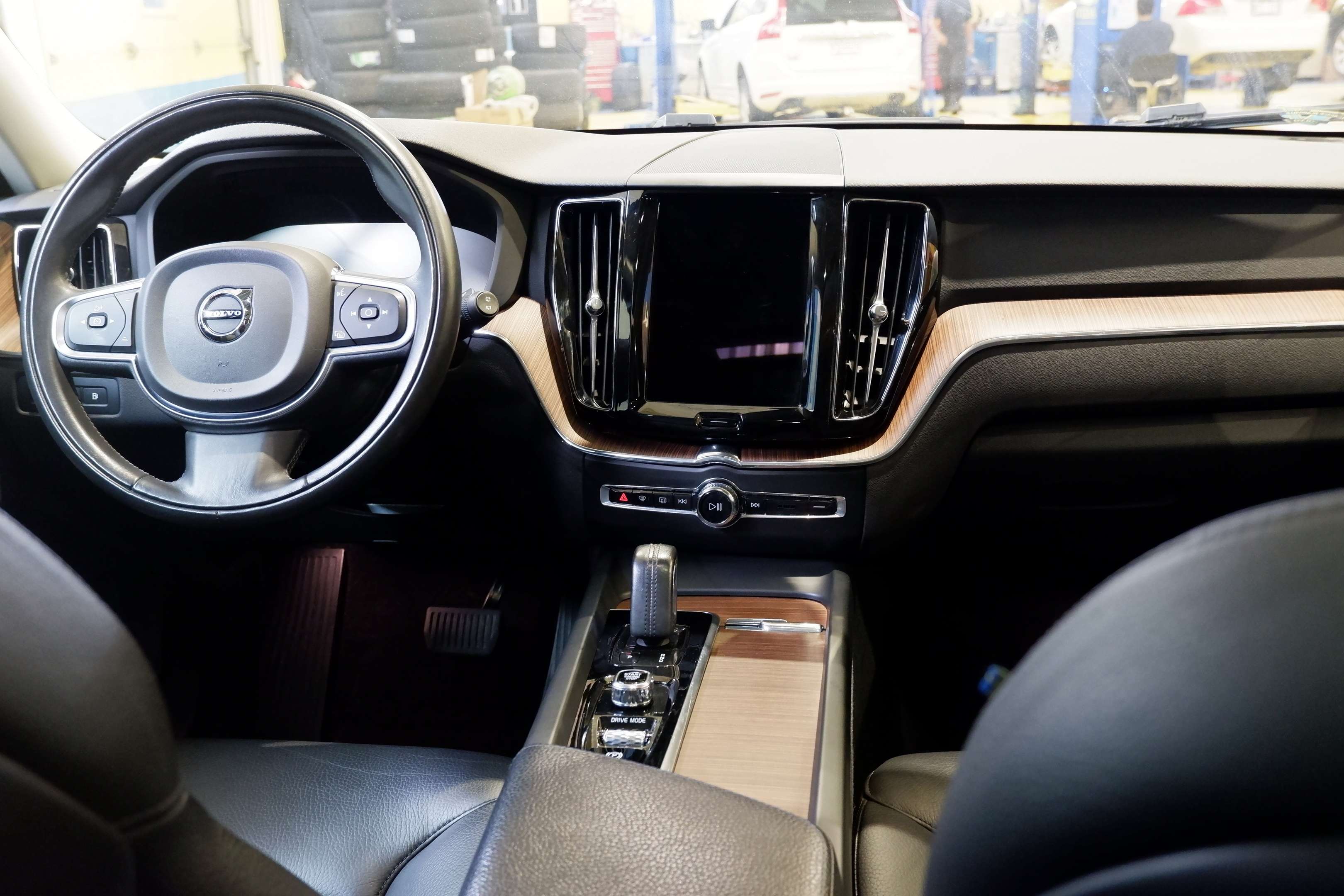 2021 Volvo XC60 T8 - RECHARGE- INSCRIPTION-EXPRESSION- thumb 9