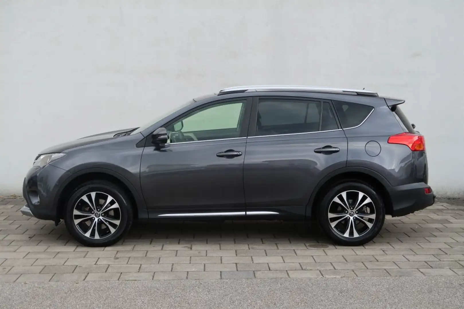 Toyota RAV 4 2.5 4x2 Hybrid Team Deutschland Grau - 2