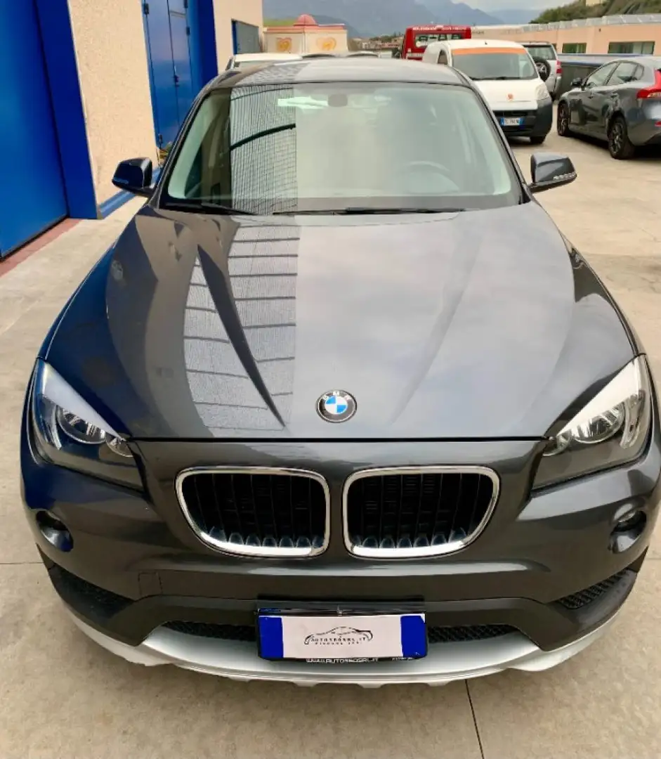 BMW X1 xDrive20d automatico Grigio - 2