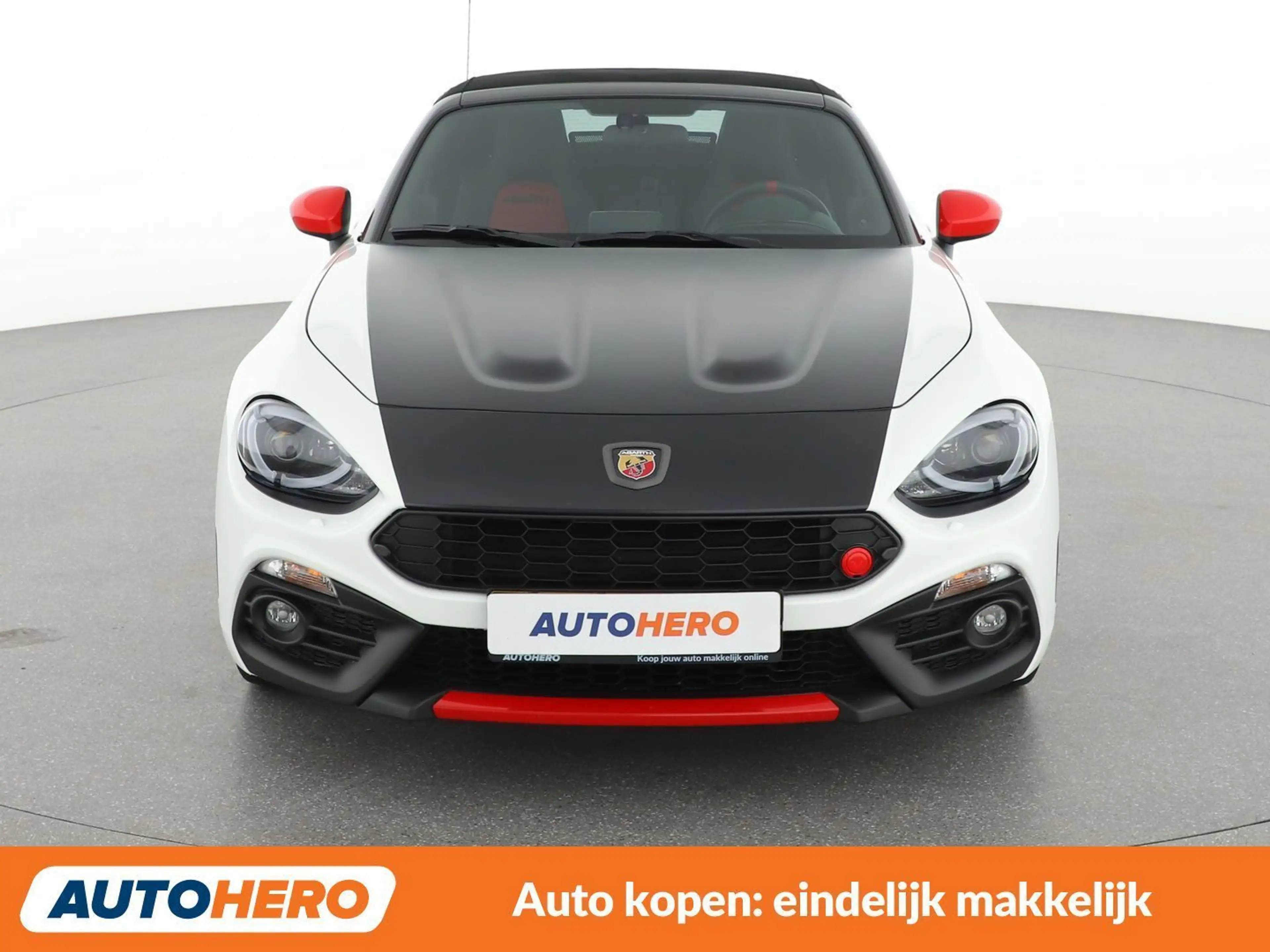 Abarth 124 Spider 1.4 Turbo — photo 9