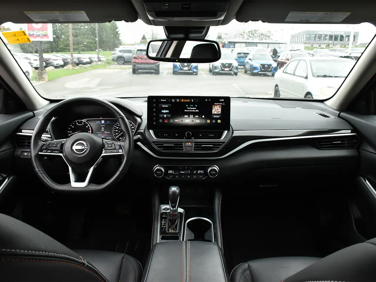 Nissan Altima снимка Nissan Altima