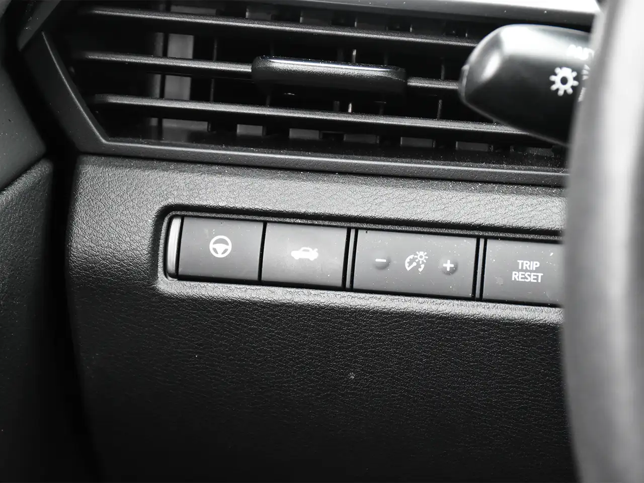 Nissan Altima снимка Nissan Altima