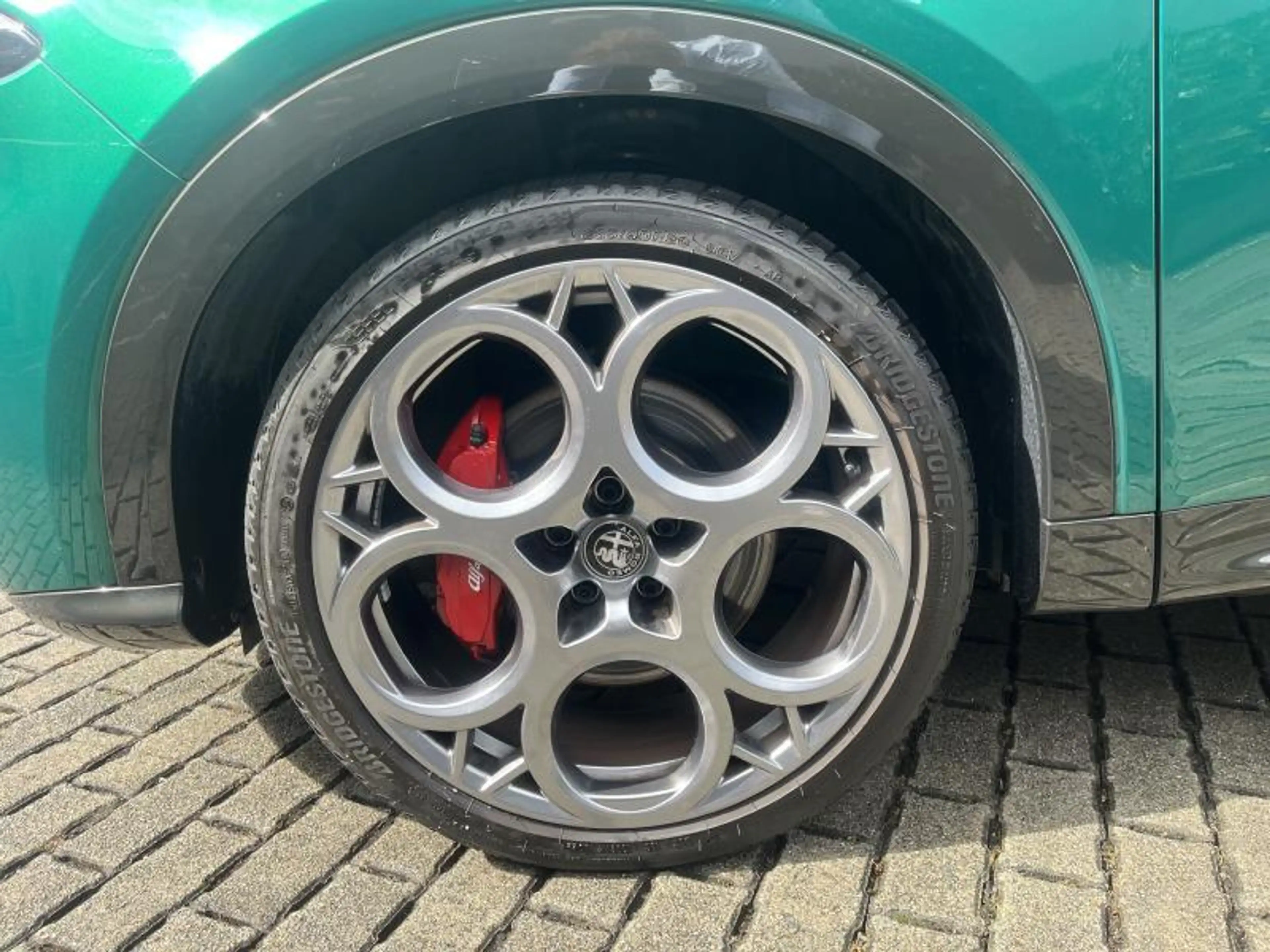 Alfa Romeo Tonale 422€/maand 30990€ — photo 6