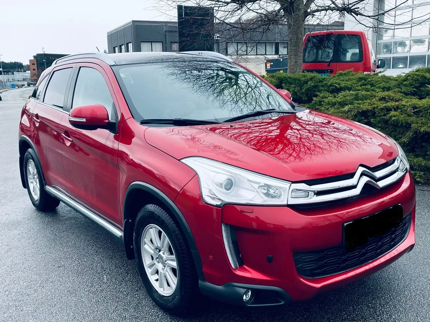 Citroen C4 Aircross 1.6 HDi 4WD Exclusive Rood - 1