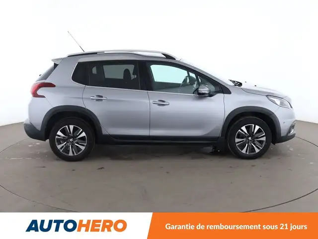 Peugeot 2008 view 7