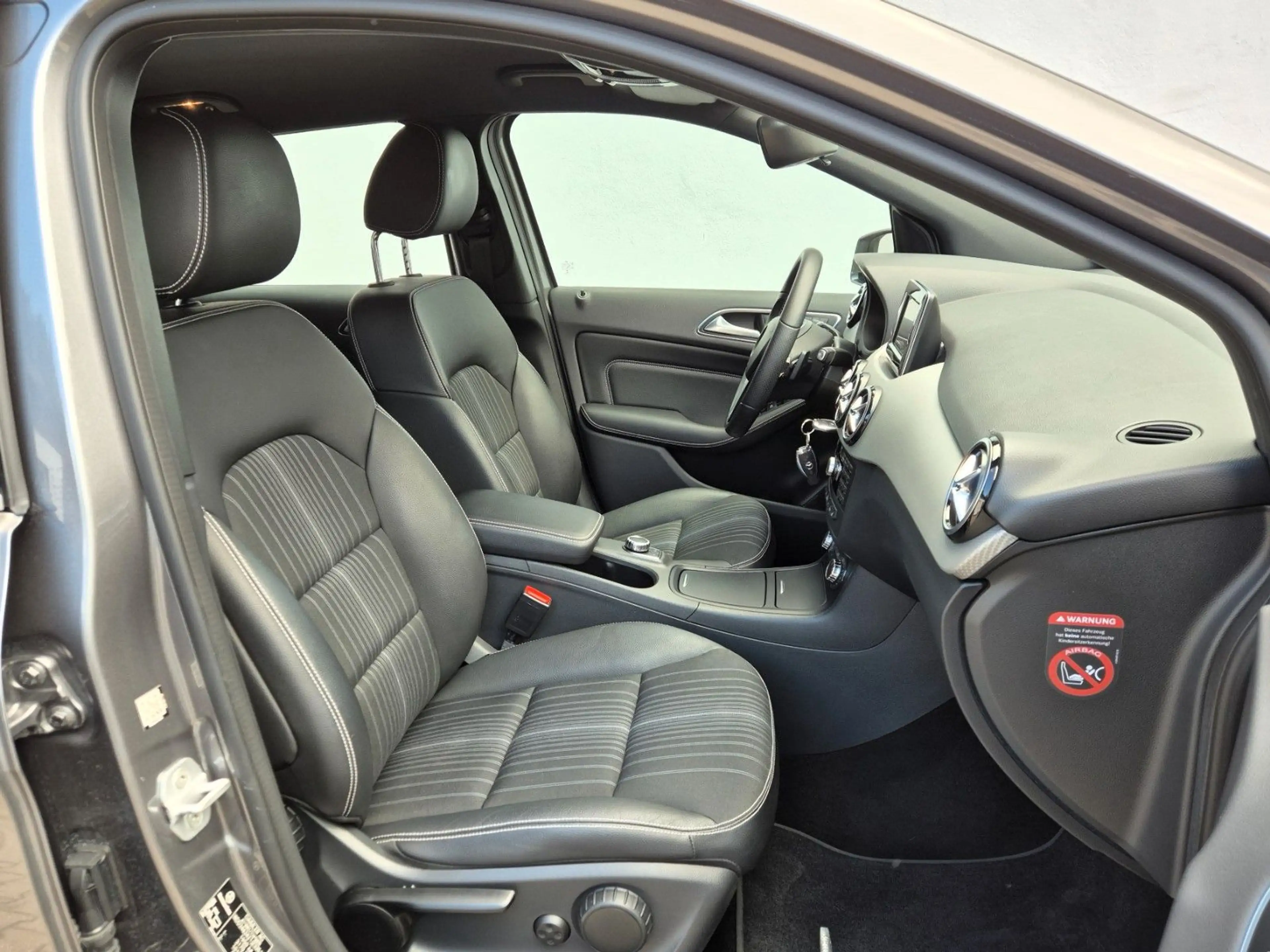 Mercedes-Benz B 180 1.6 |Klima|Sitzhzg|Navi| — photo 10
