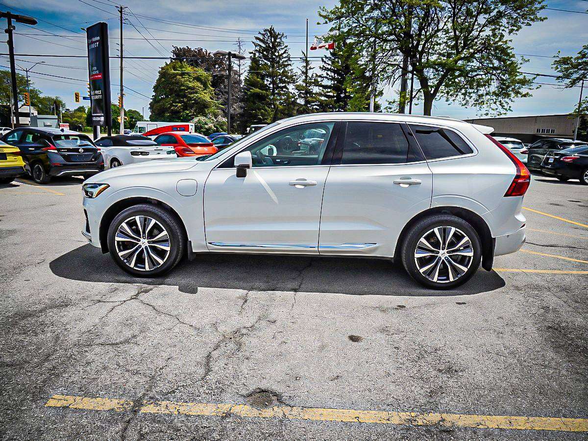 2022 Volvo XC60 T8 eAWD PHEV Inscription| PANO ROOF| thumb 6