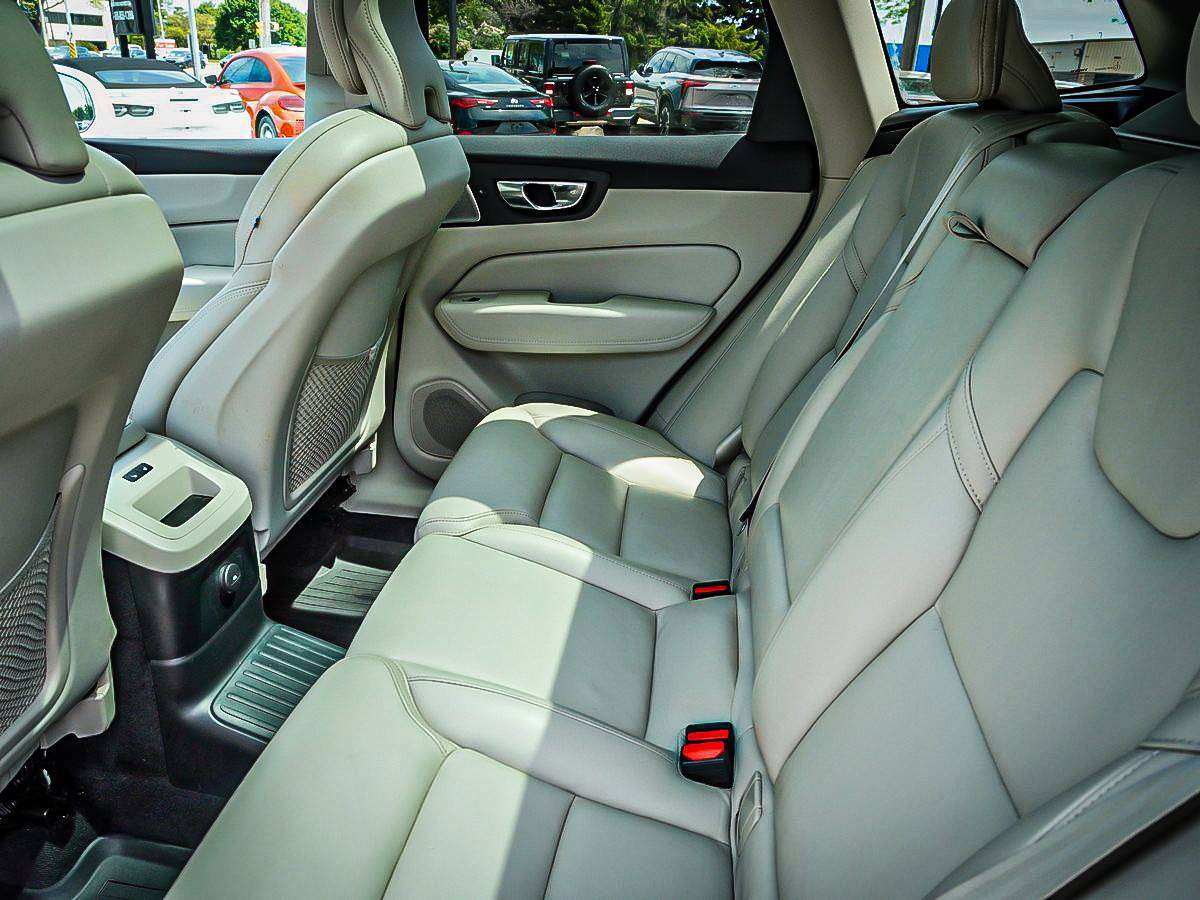 2022 Volvo XC60 T8 eAWD PHEV Inscription| PANO ROOF| thumb 17