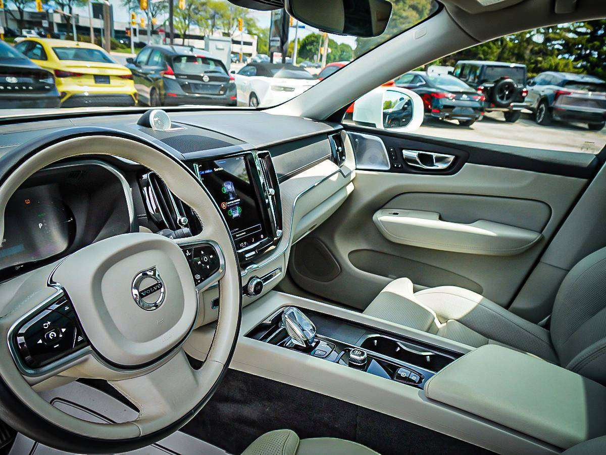 2022 Volvo XC60 T8 eAWD PHEV Inscription| PANO ROOF| thumb 15