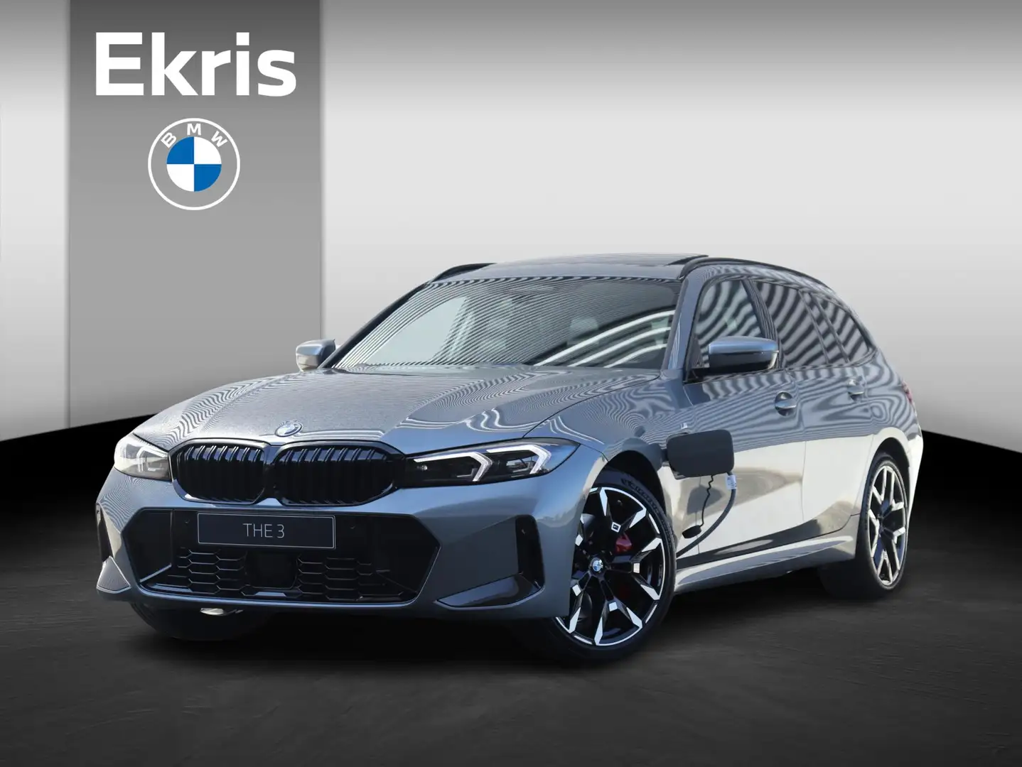BMW 330 3-serie Touring 330e M Sport Package Pro | Innovat Grijs - 1
