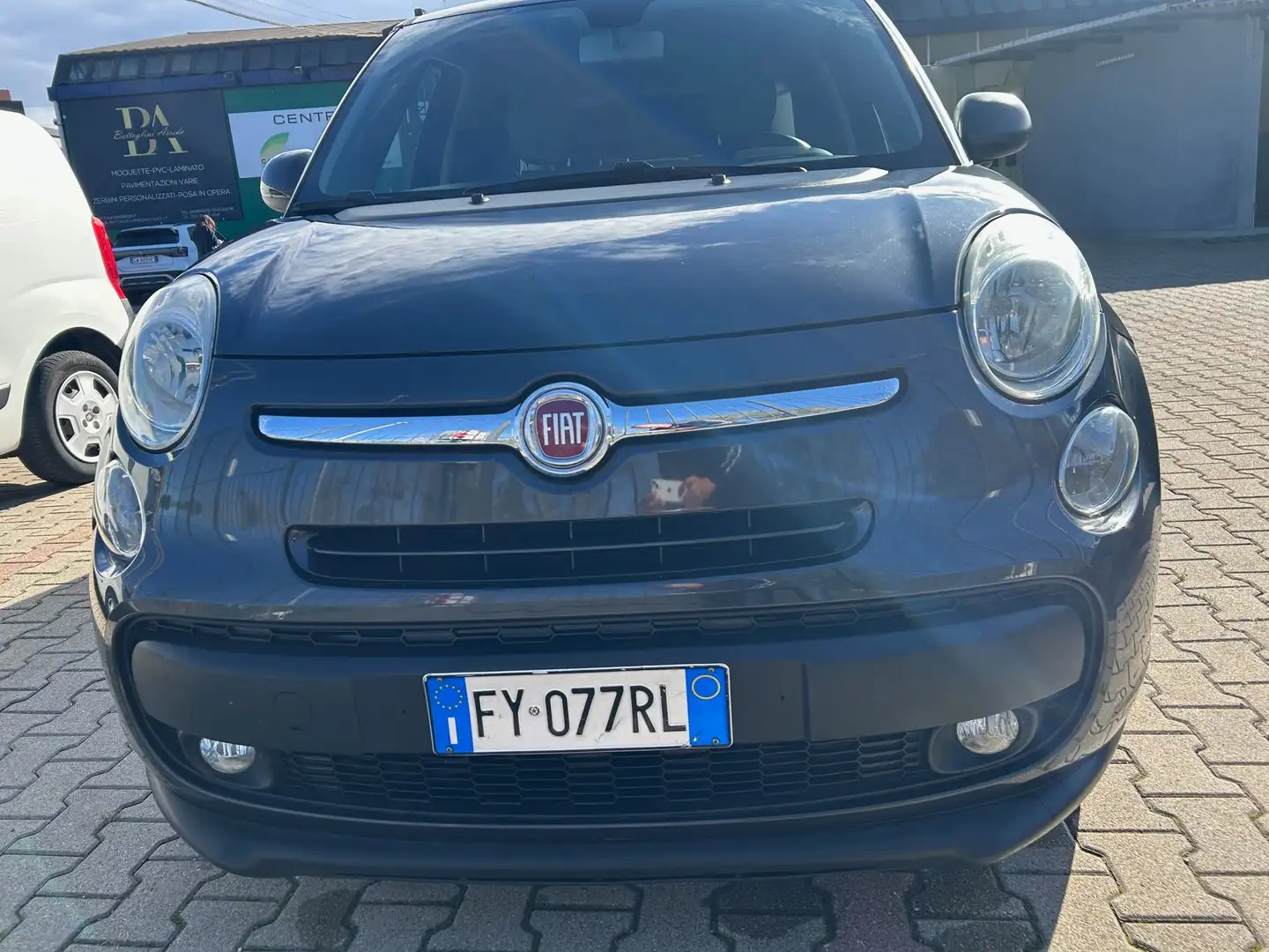 Fiat 500L 1.3 mjt 85cv Gris - 1