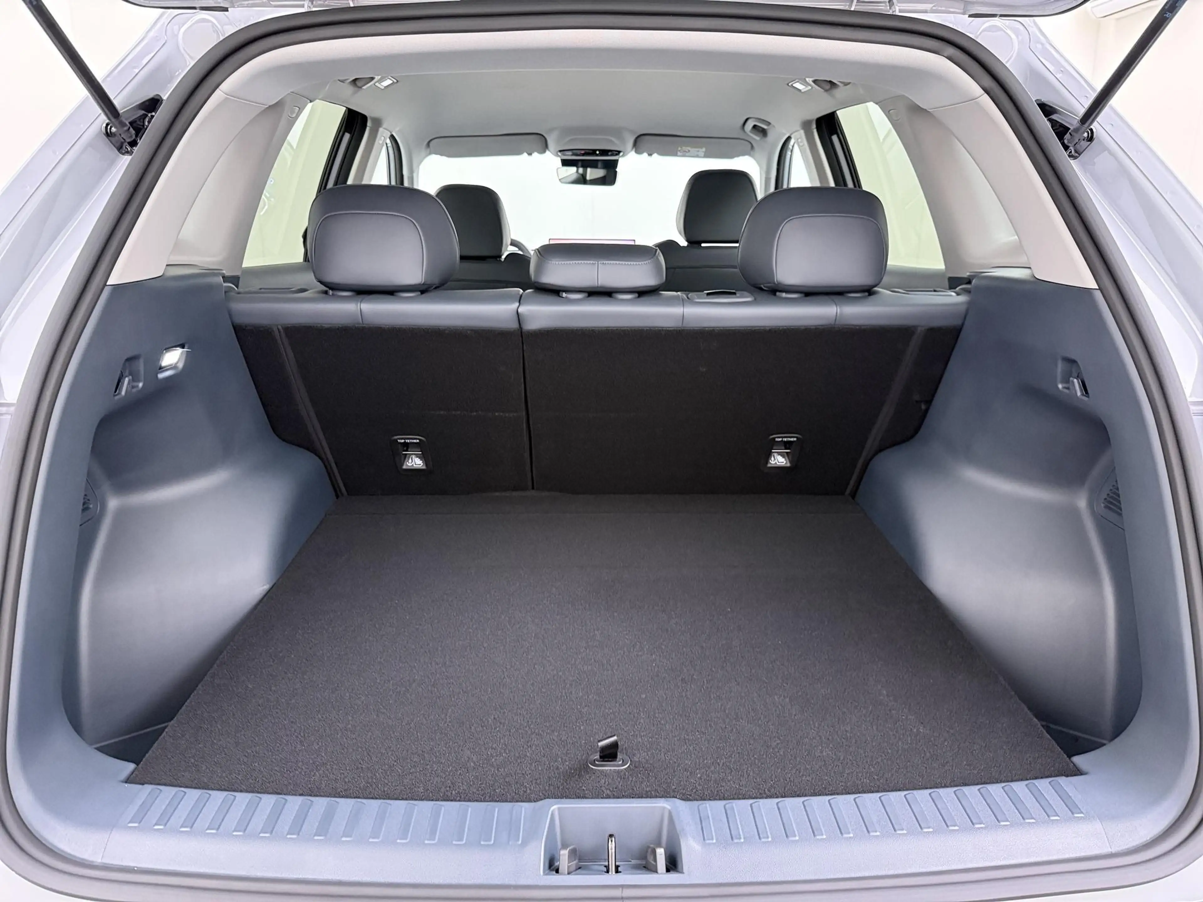 Geely E5 Pro 60 kWh 360 Camera | 430 km WLTP | Warmtepomp | — photo 6