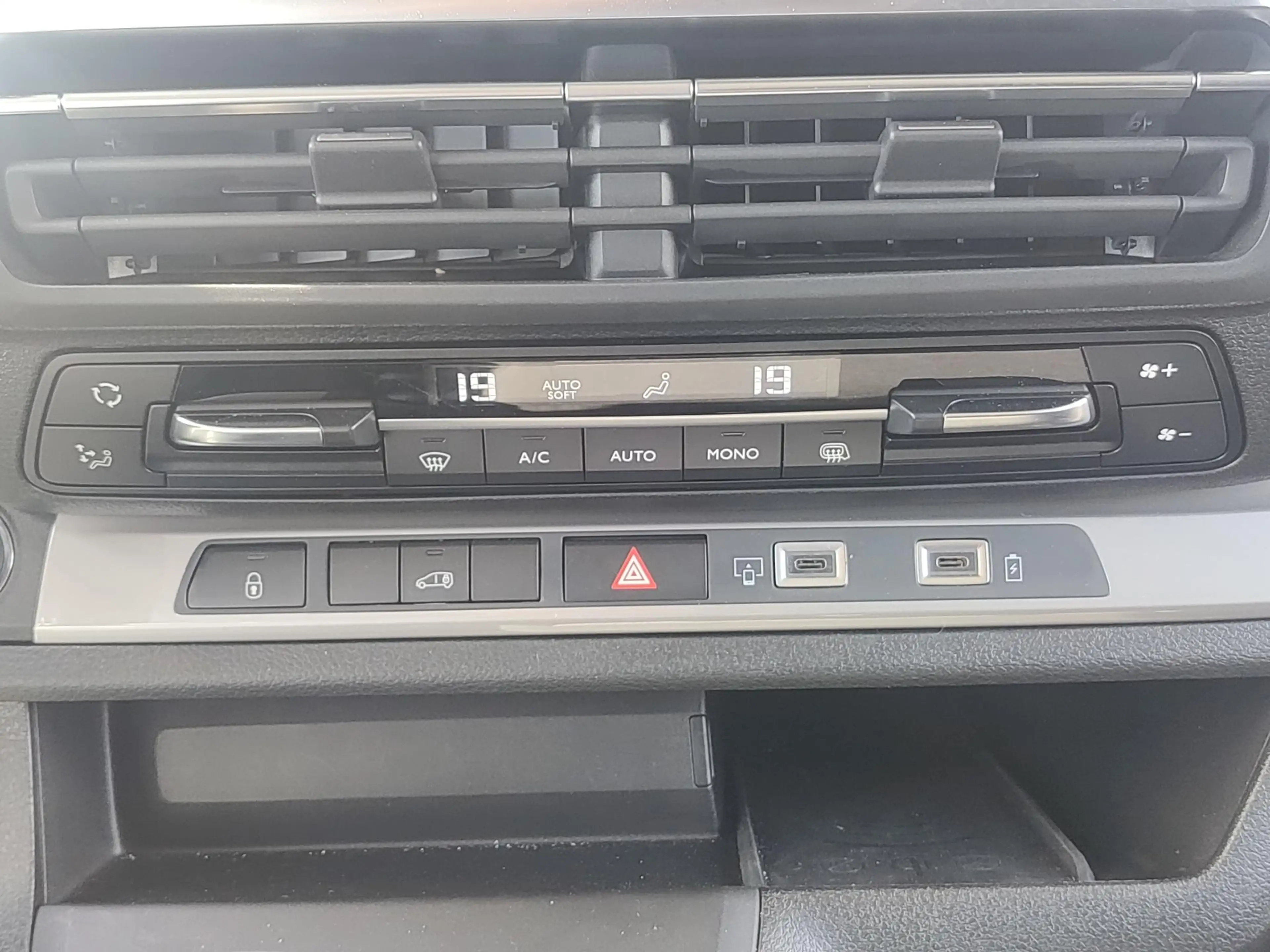 Fiat Scudo 2.0 Diesel 145 S&S L3 — photo 13
