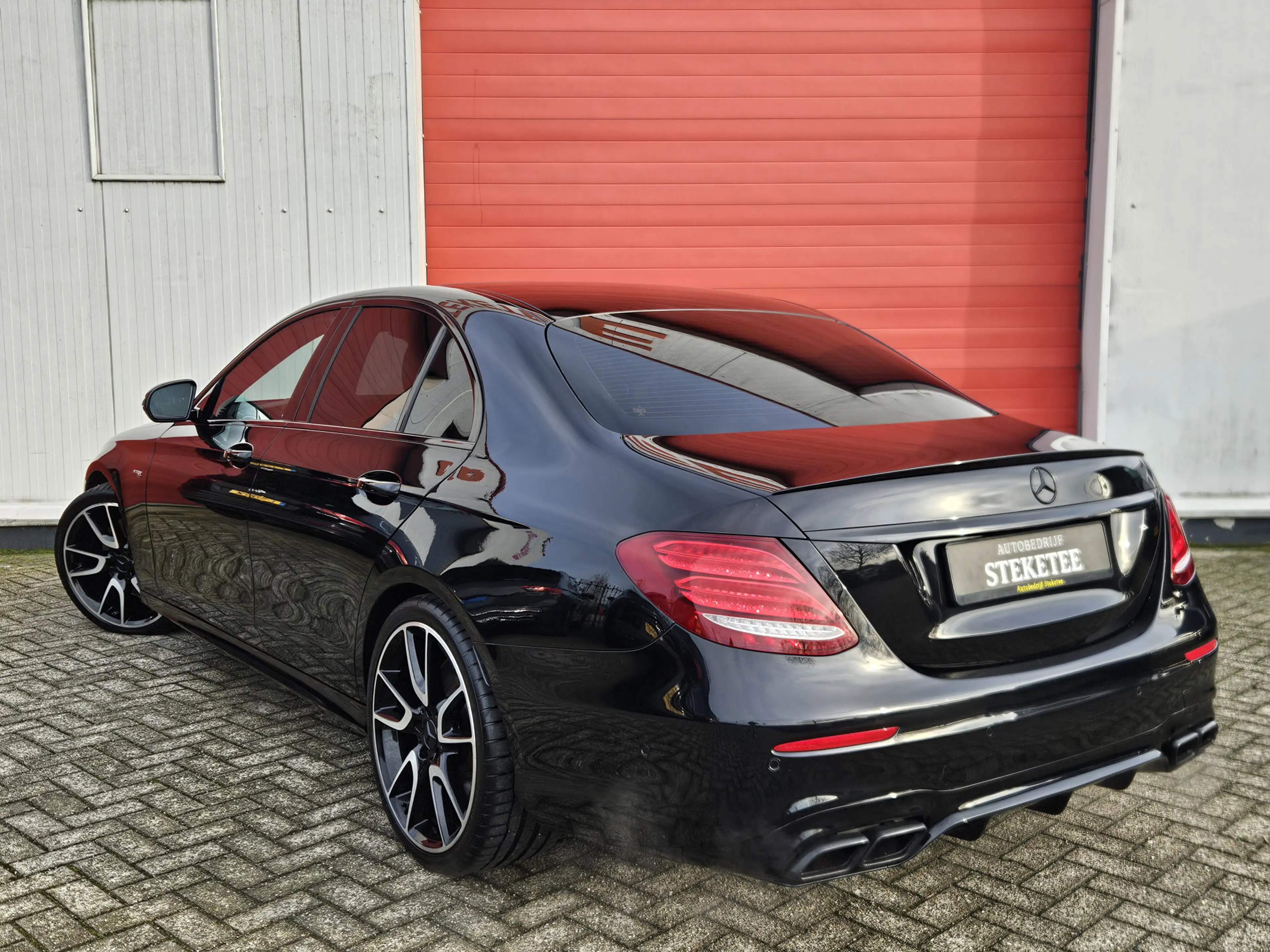 Mercedes-Benz E 43 AMG 4Matic | Pano | ACC | Burmester — photo 2