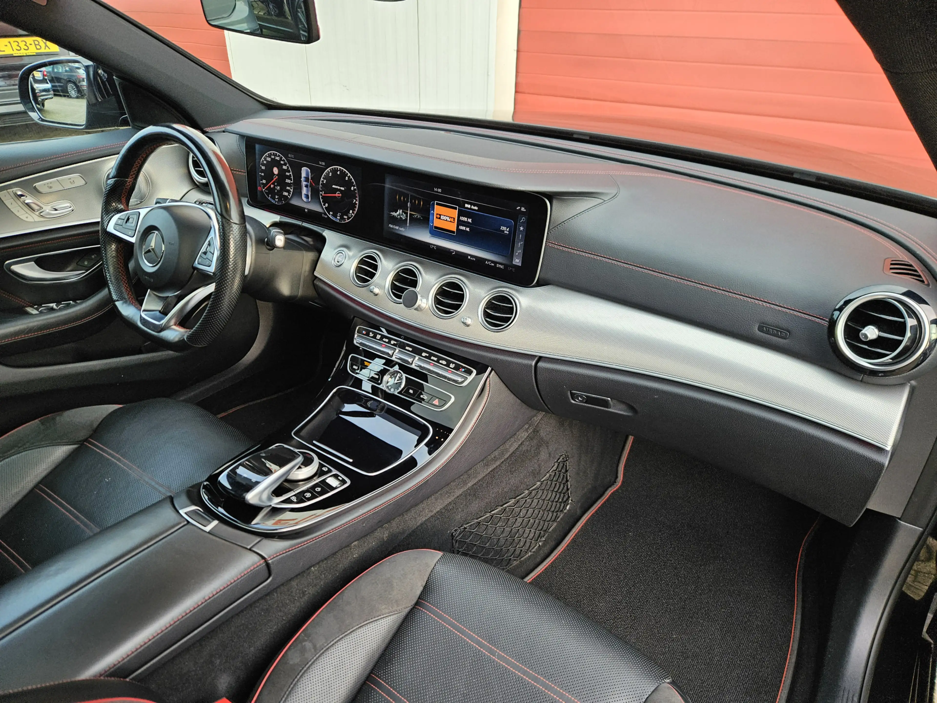 Mercedes-Benz E 43 AMG 4Matic | Pano | ACC | Burmester — photo 11