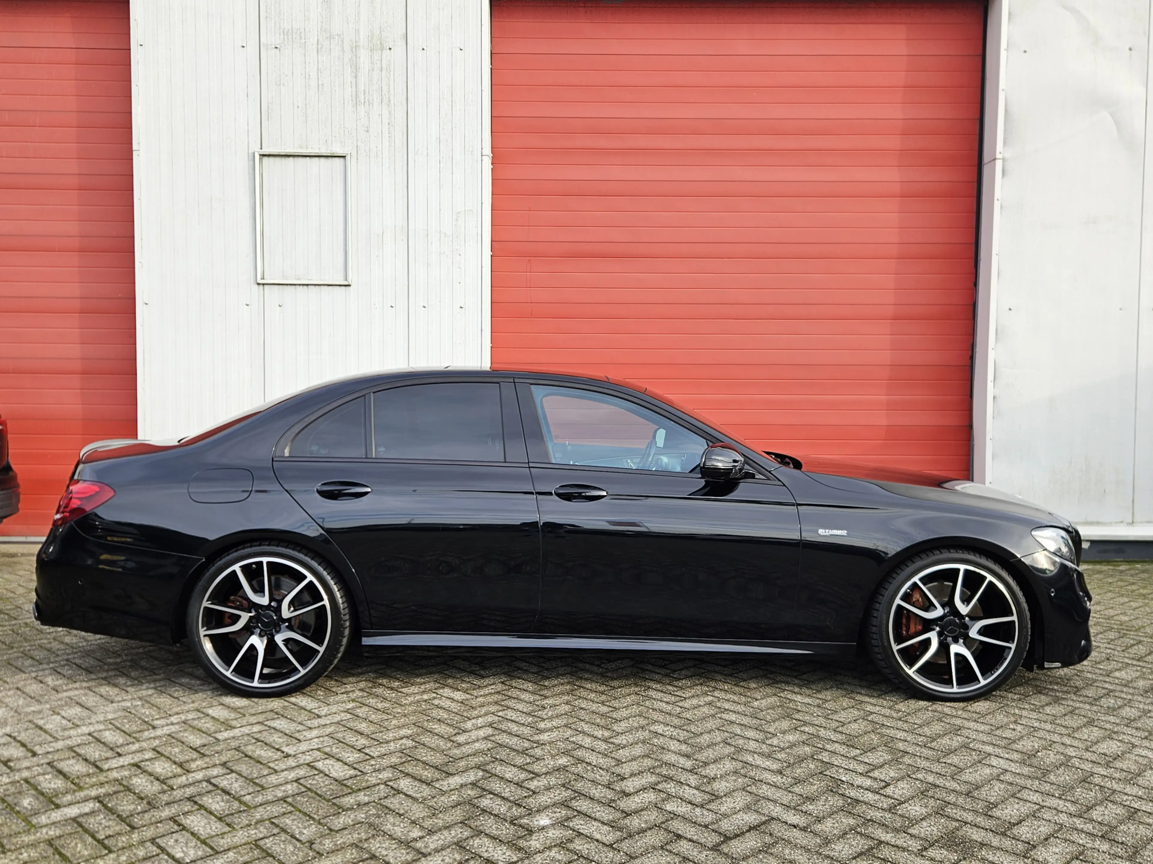 Mercedes-Benz E 43 AMG 4Matic | Pano | ACC | Burmester — photo 3
