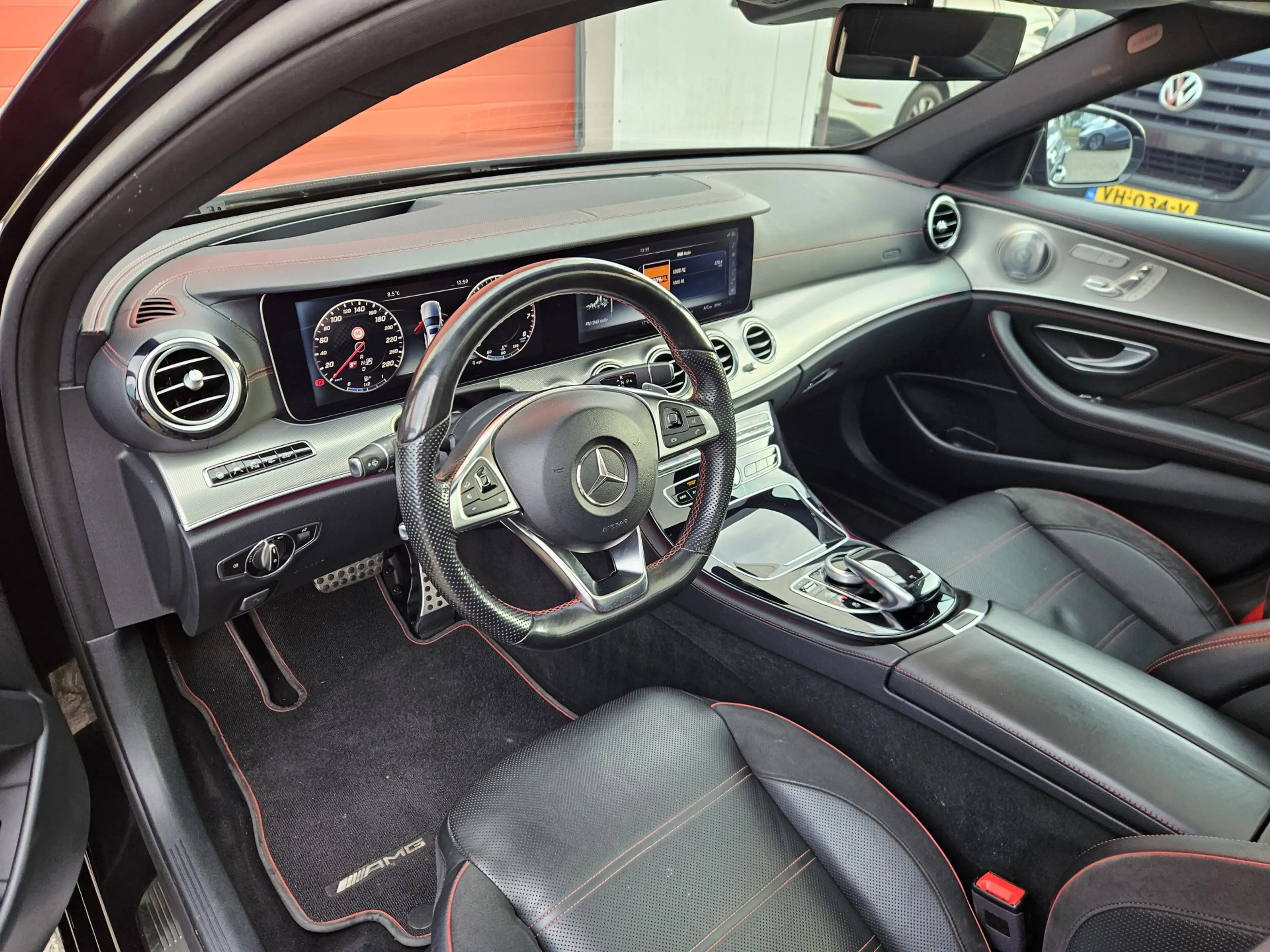 Mercedes-Benz E 43 AMG 4Matic | Pano | ACC | Burmester — photo 8