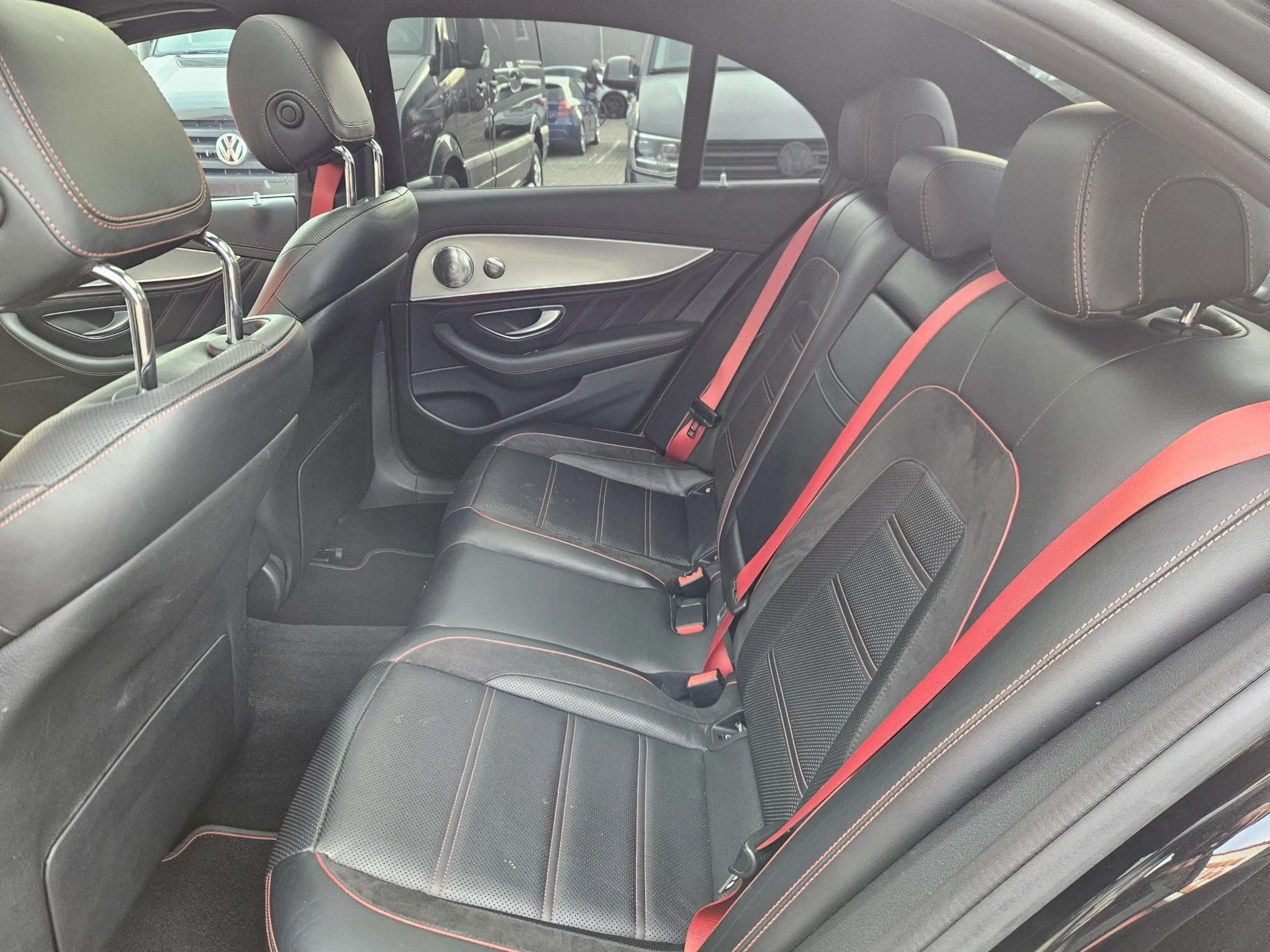 Mercedes-Benz E 43 AMG 4Matic | Pano | ACC | Burmester — photo 12