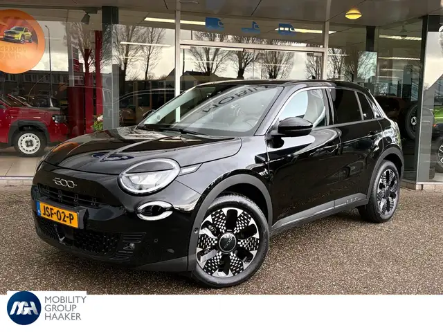 Fiat 600 1.2 Hybrid La Prima | Stoelverwarming | Carplay |