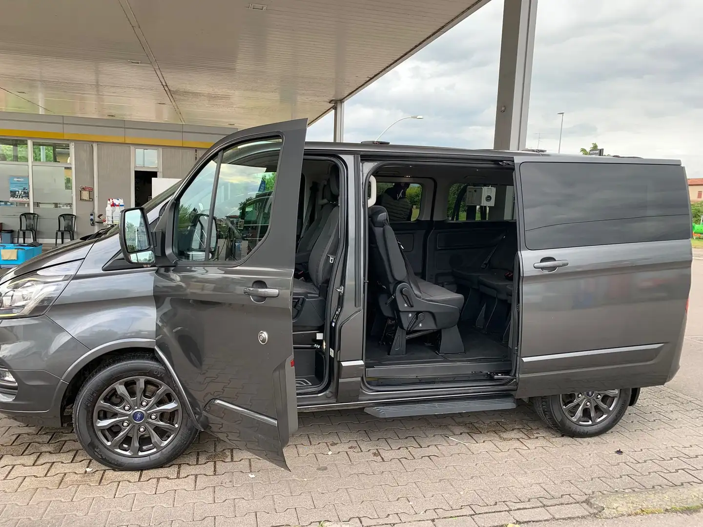 Ford Transit Custom FORD Tourneo Custom 2019 Titanium 130 CV Grigio - 2