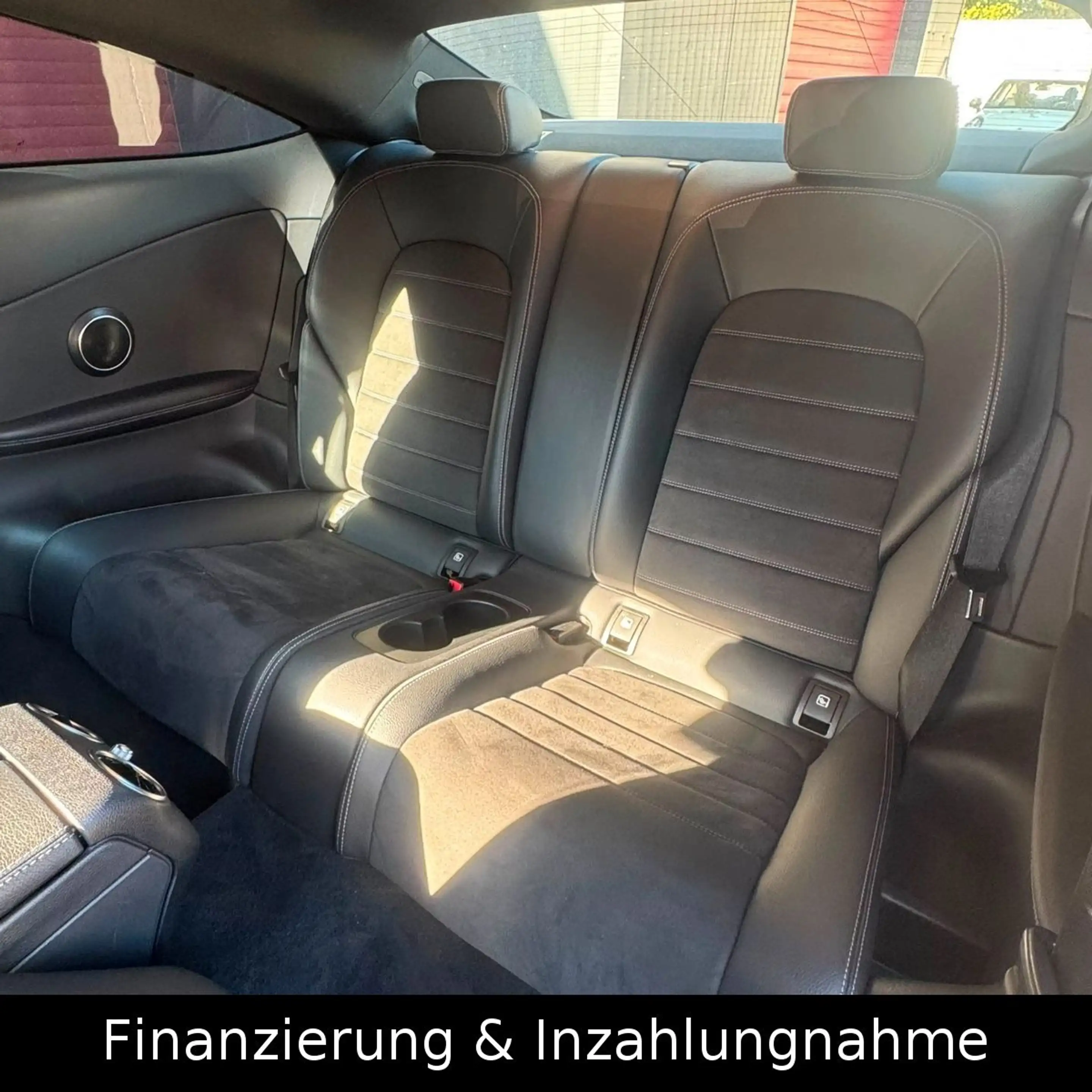 Mercedes-Benz C 300 AMG Line LED ACC Ambiente Kamera Applecar — photo 9
