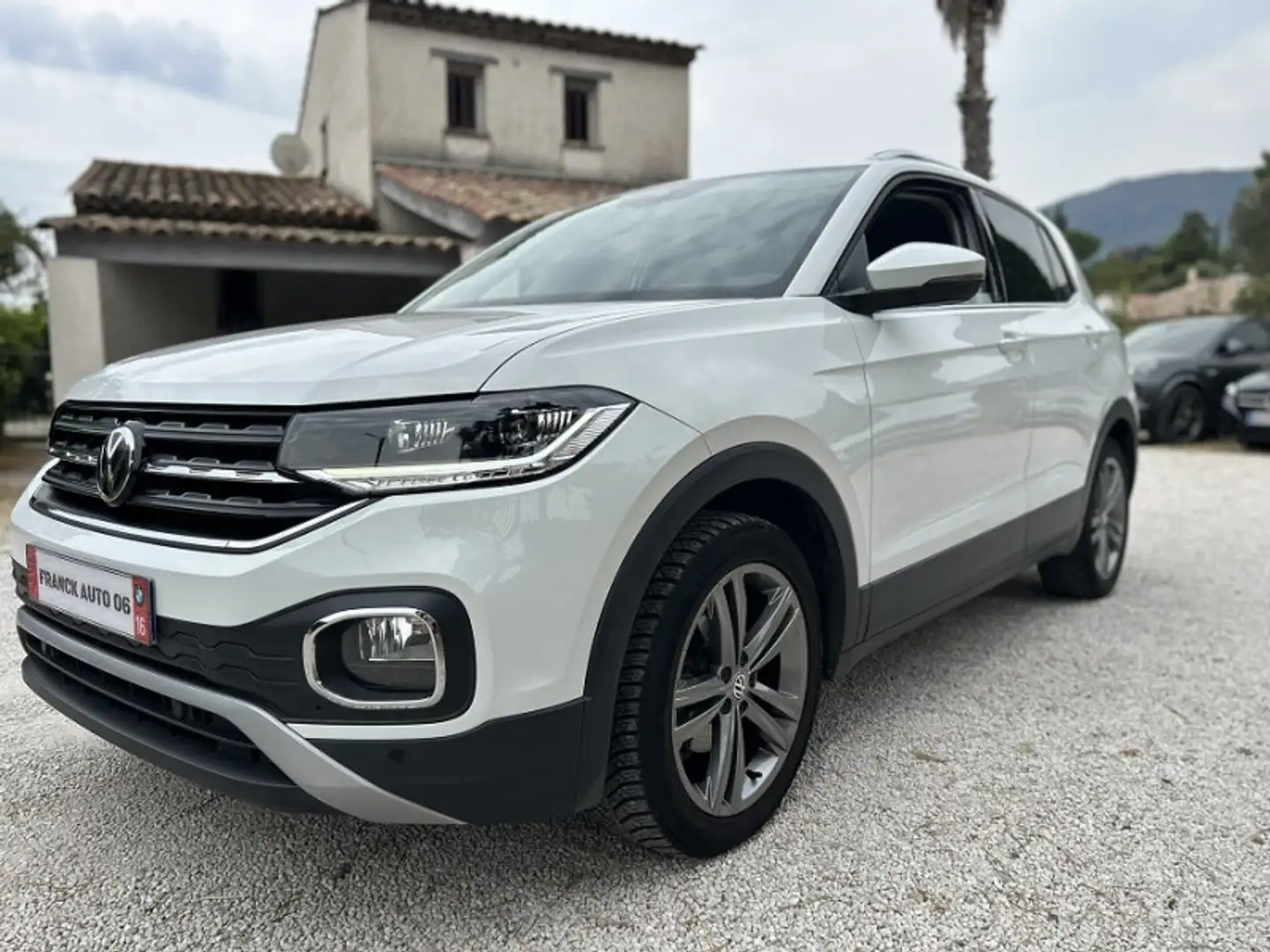 Volkswagen T-Cross 1.0 TSI 115CH CARAT DSG7 Weiß - 1