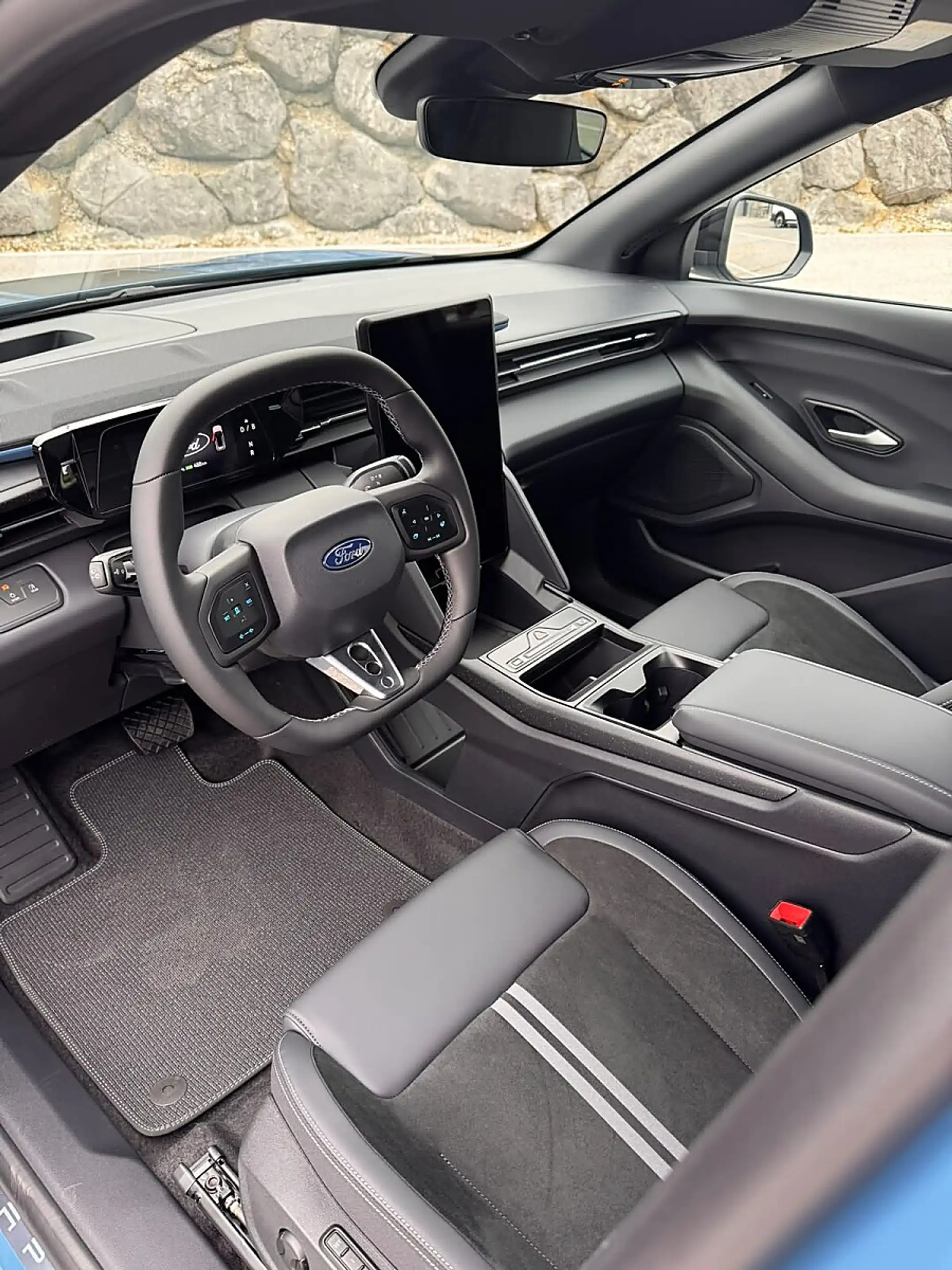 Ford Capri Elektro 79kWh Extended Range Collection *BESTEL... — photo 11