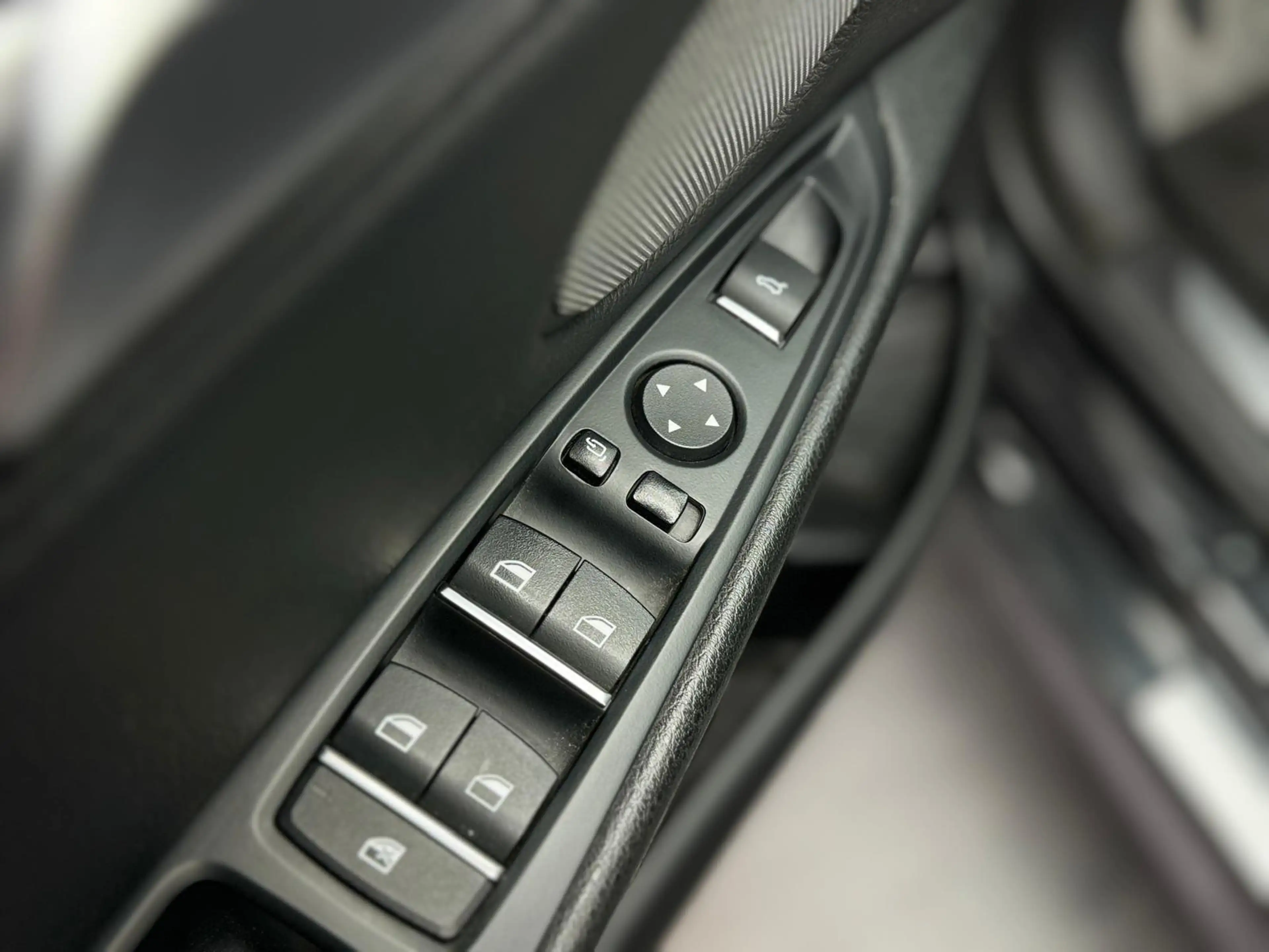BMW X6 xDrive 30 d M-Paket|HUD|AHK|LED|VIRT|LM — photo 12