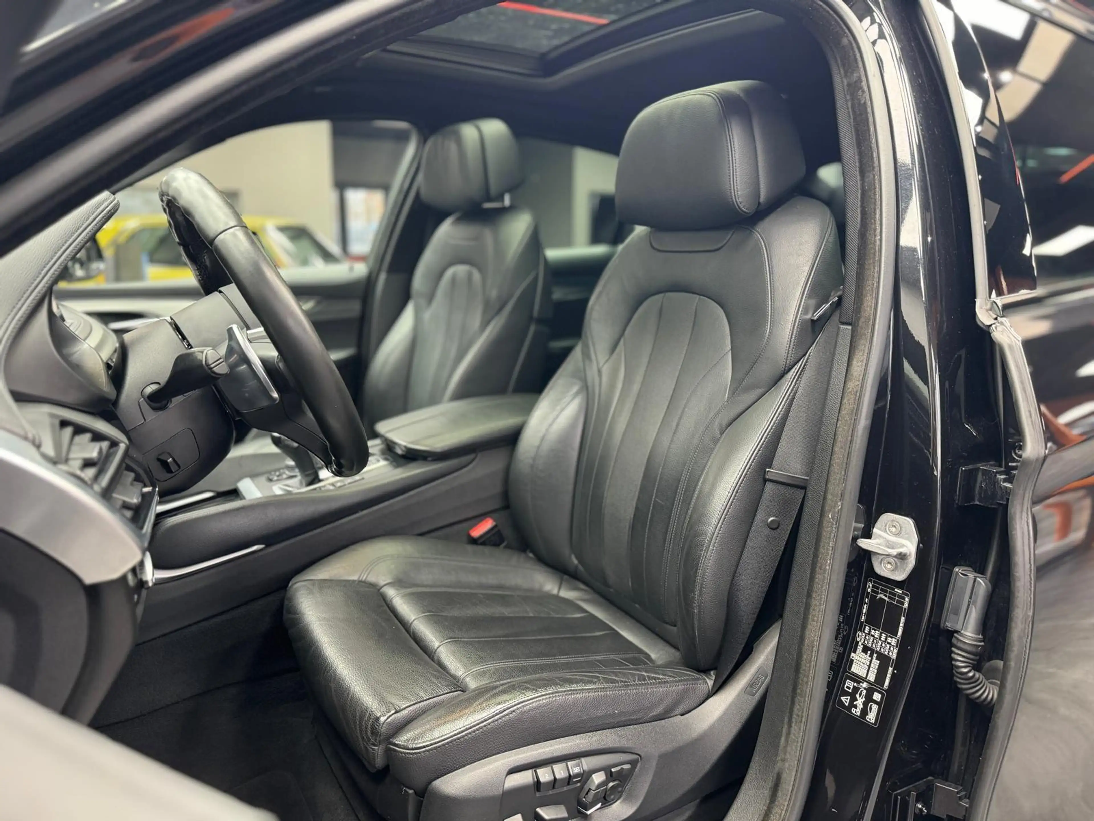 BMW X6 xDrive 30 d M-Paket|HUD|AHK|LED|VIRT|LM — photo 14