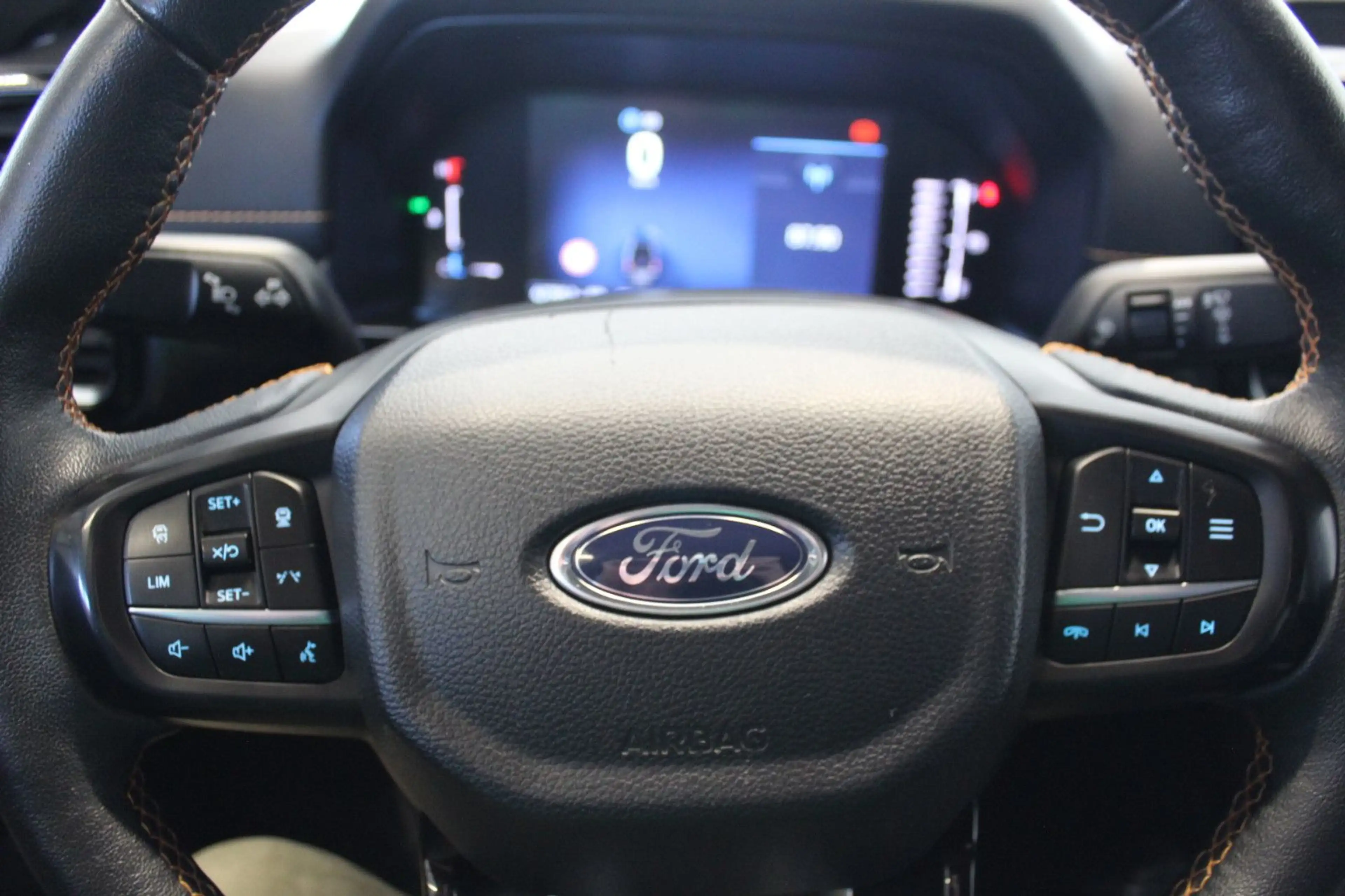 Ford Ranger Wildtrak DoKa *AHK*Leder*360°*Navi*LED — photo 5