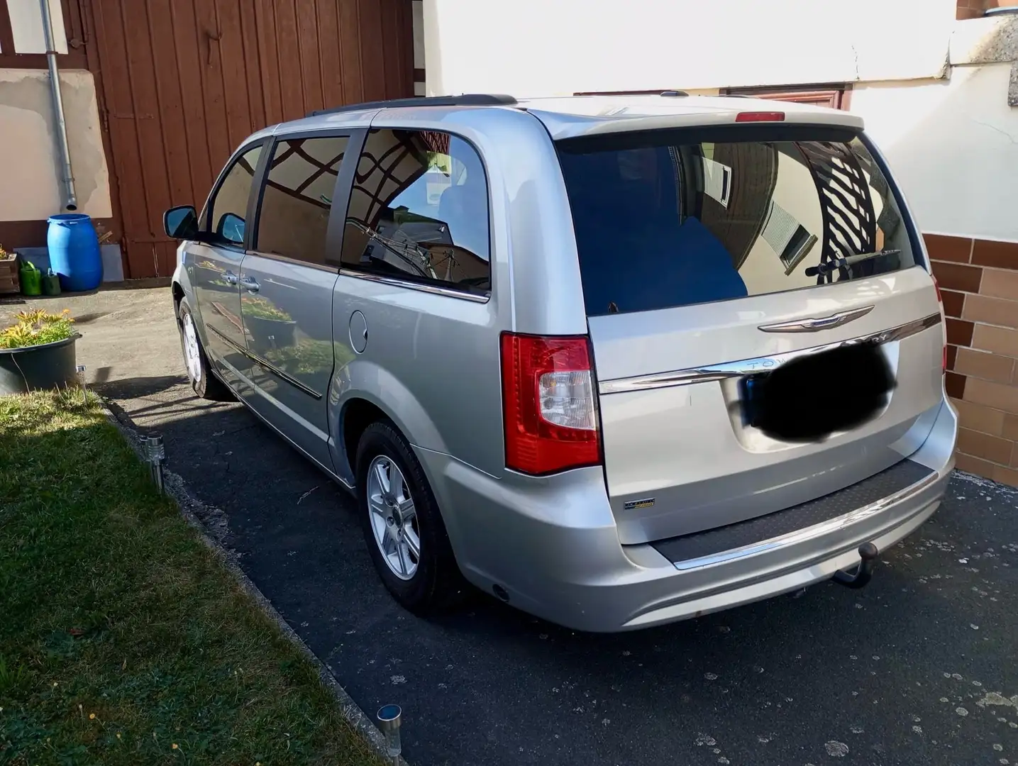 Chrysler Town & Country Silber - 2