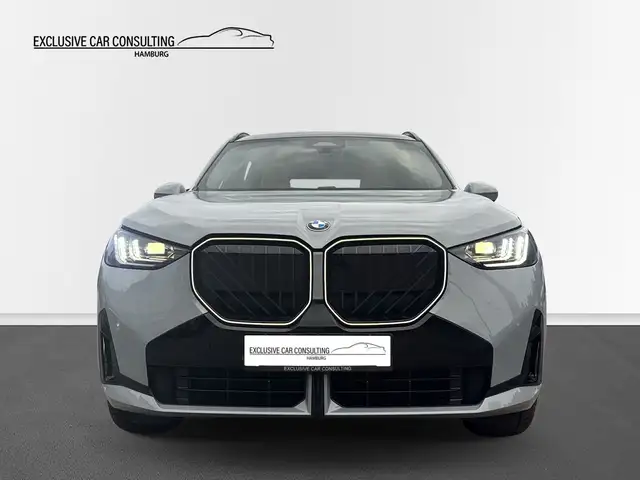 BMW X3 view 2