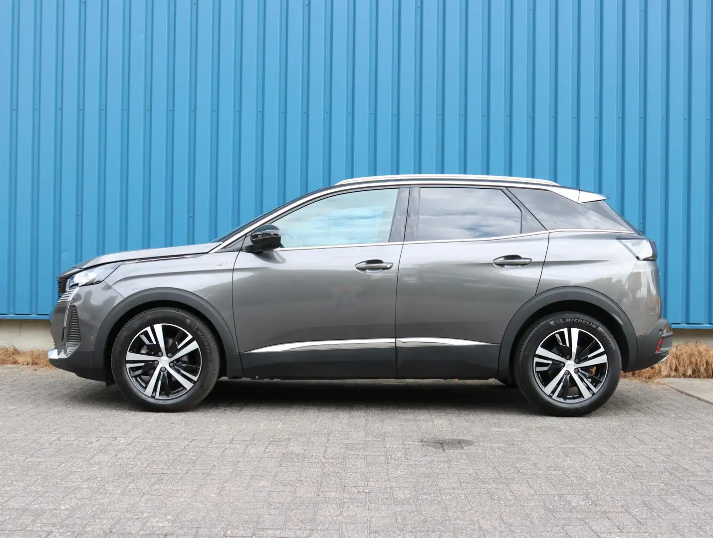 Peugeot 3008 SUV GT 180PK Automaat | Navigatie | Achteruitrijca siva - 2