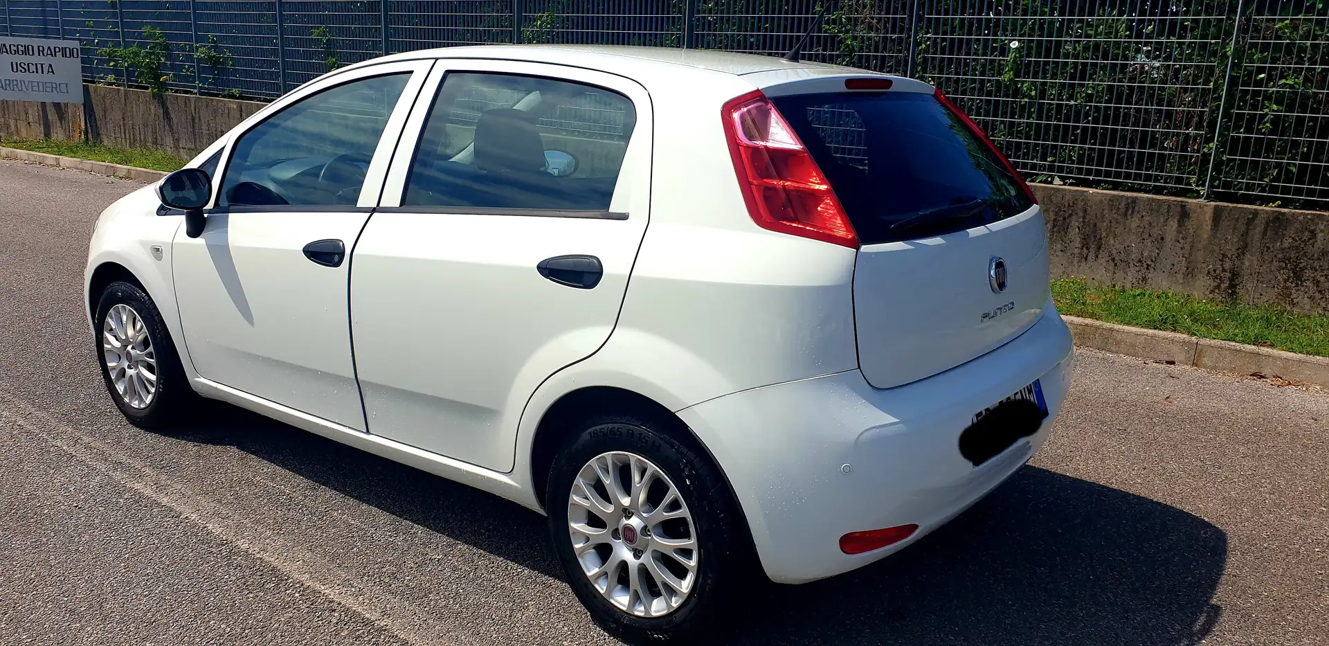 Fiat Punto Punto 5p 1.4 easypower Lounge Gpl E6 Bianco - 2
