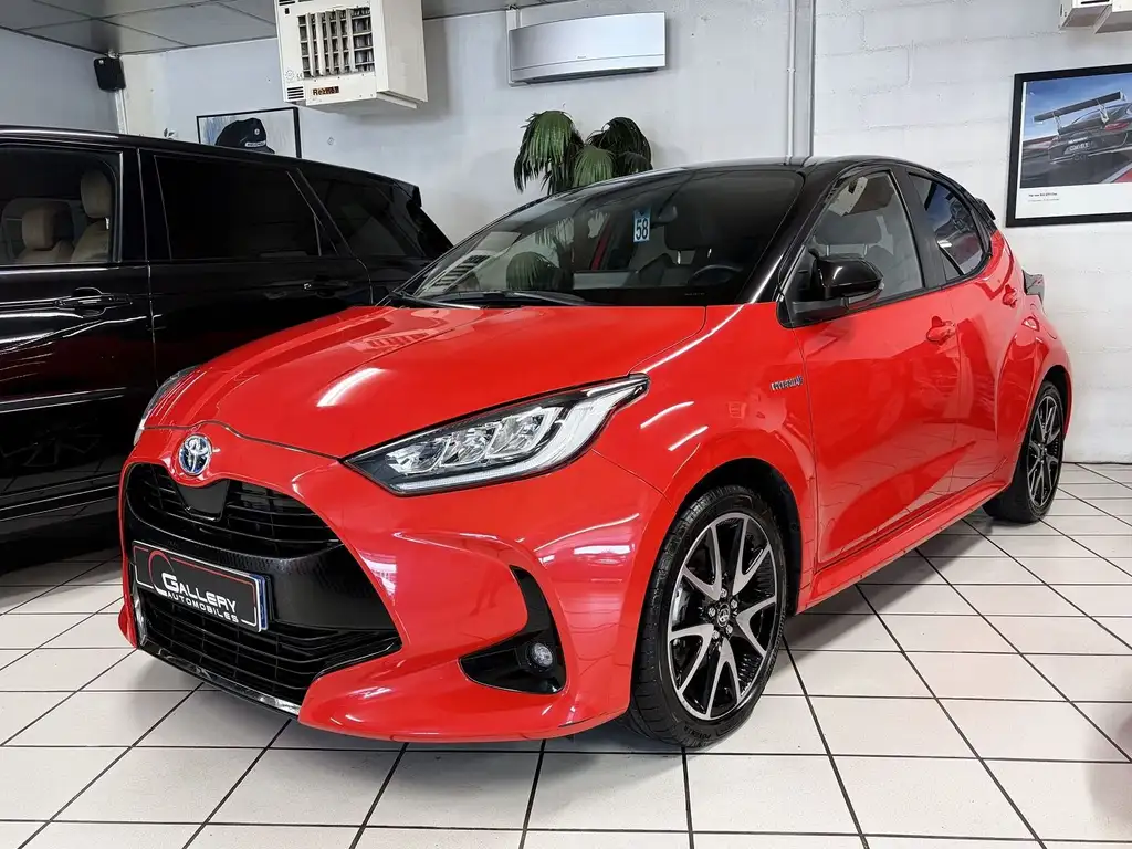 Toyota Yaris 2020 из Европы — купить под ключ