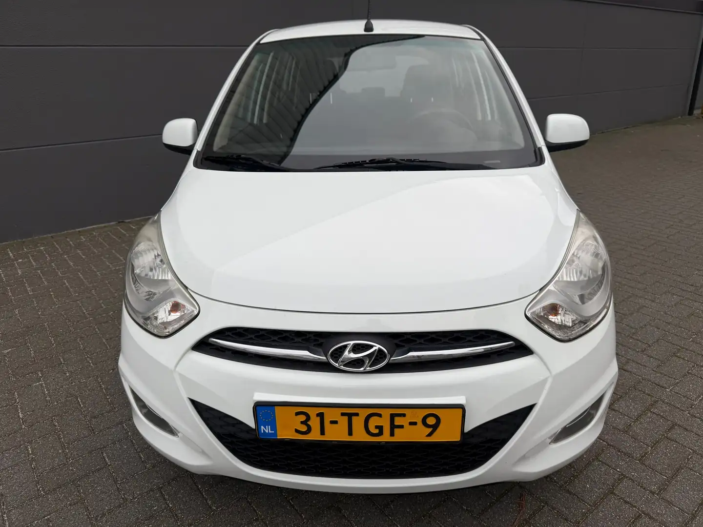Hyundai i10 1.2 Plus*Airco*Park-Sensor*NEW APK*NAP*Velgen*Elkt Wit - 2