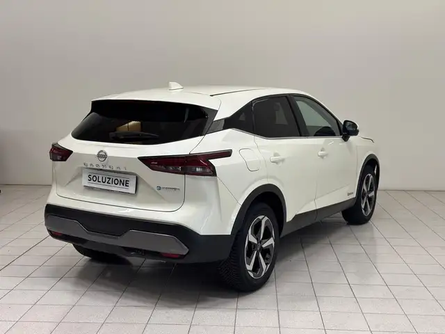 Nissan Qashqai view 2