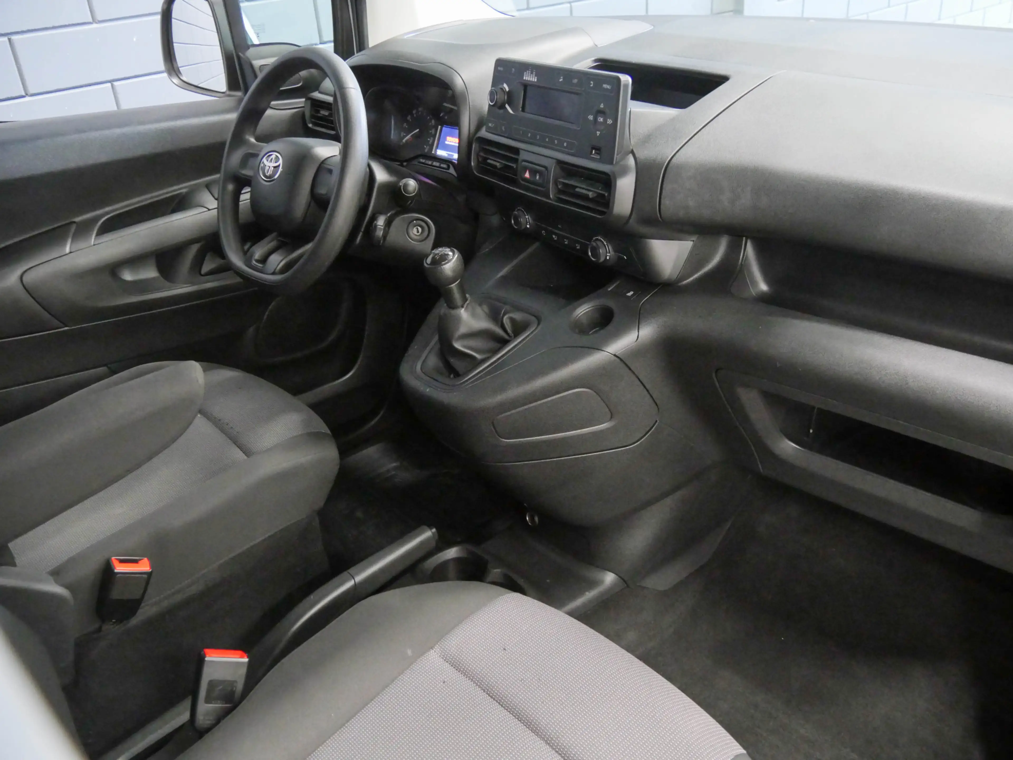 Toyota Proace City 1.5 D-4D Cool Comfort | CRUISE CONTROL | BLUETOOTH — photo 4