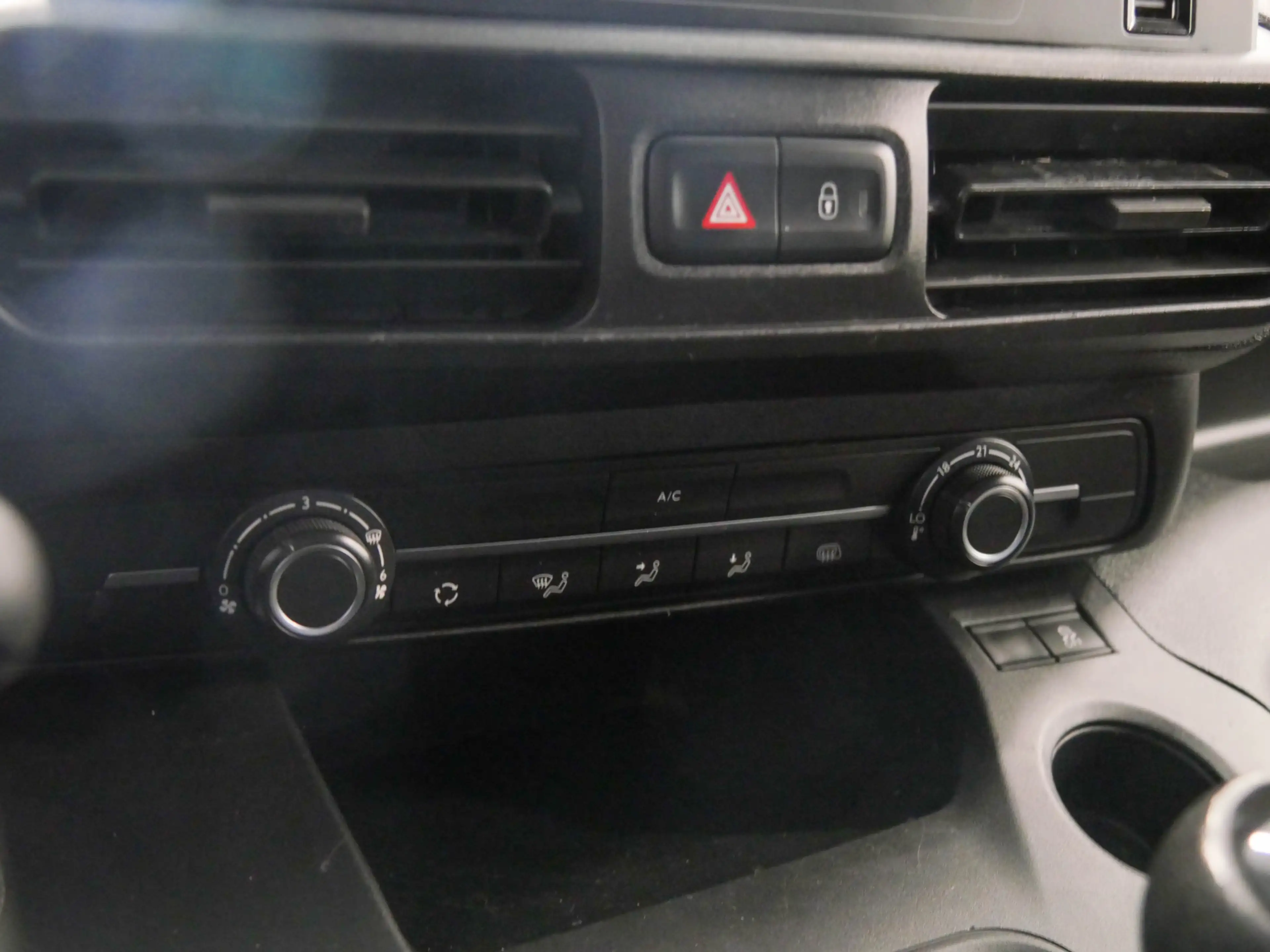 Toyota Proace City 1.5 D-4D Cool Comfort | CRUISE CONTROL | BLUETOOTH — photo 8