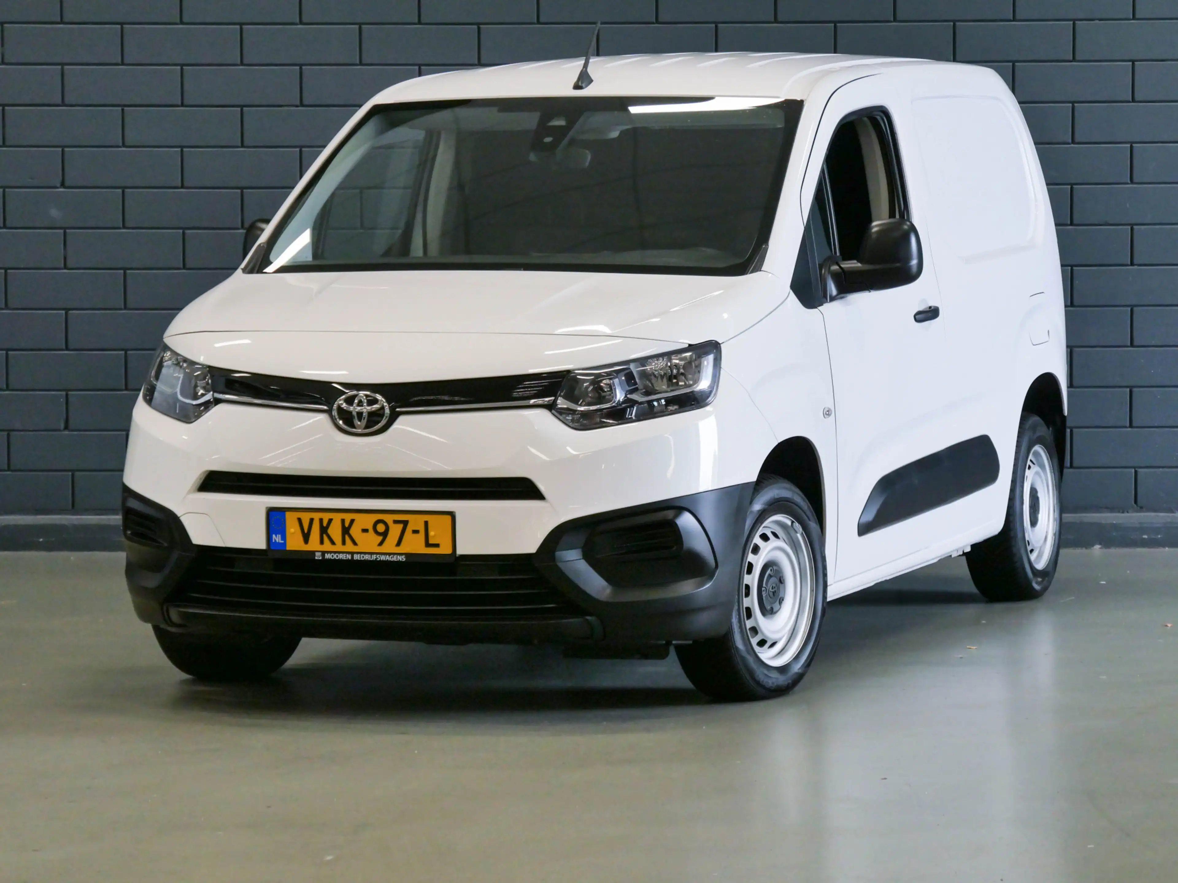 Toyota Proace City 1.5 D-4D Cool Comfort | CRUISE CONTROL | BLUETOOTH — photo 2