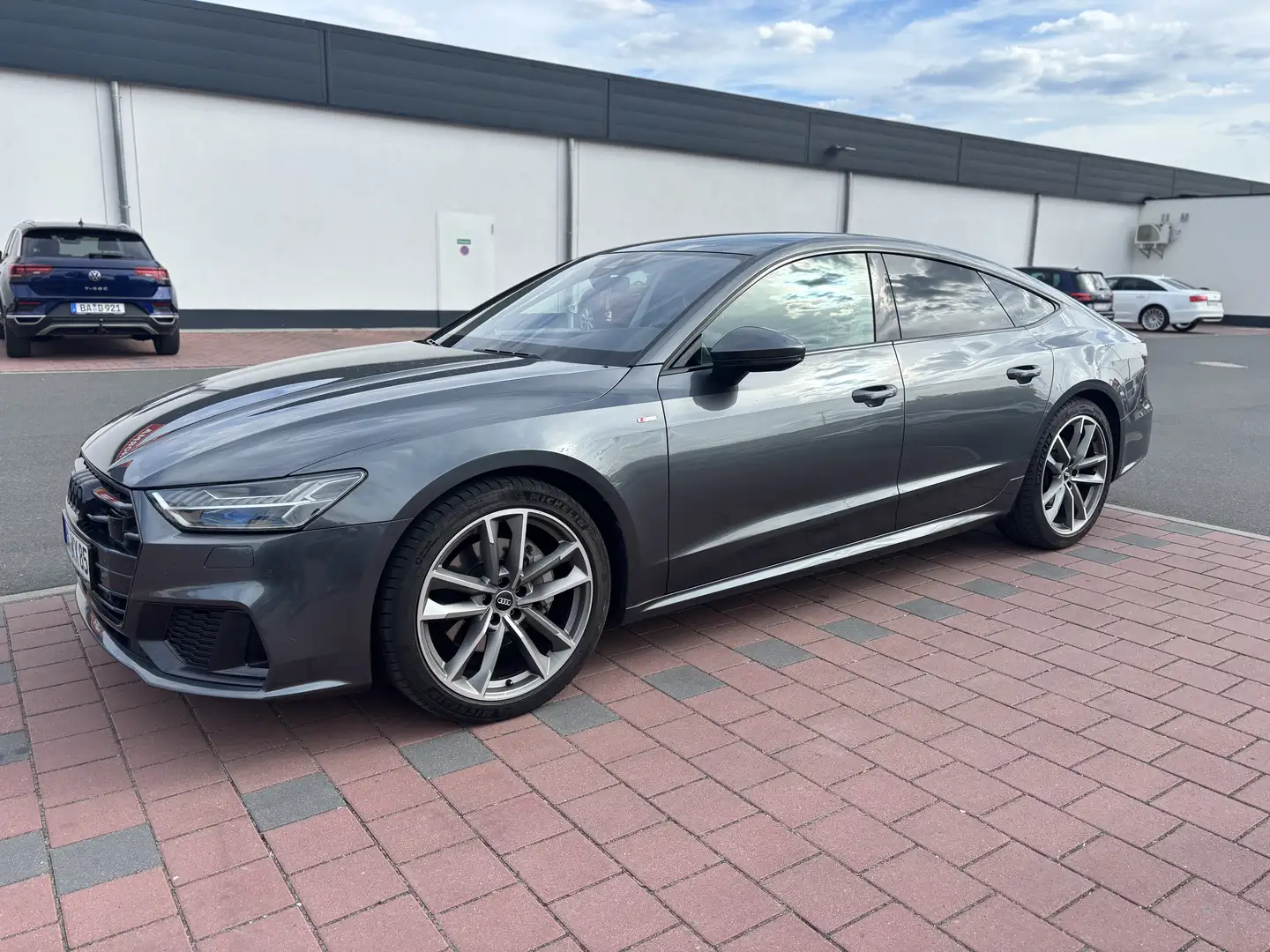 Audi A7 45 basis TFSI S Line Scheckheft sehr geplfegt Grau - 2