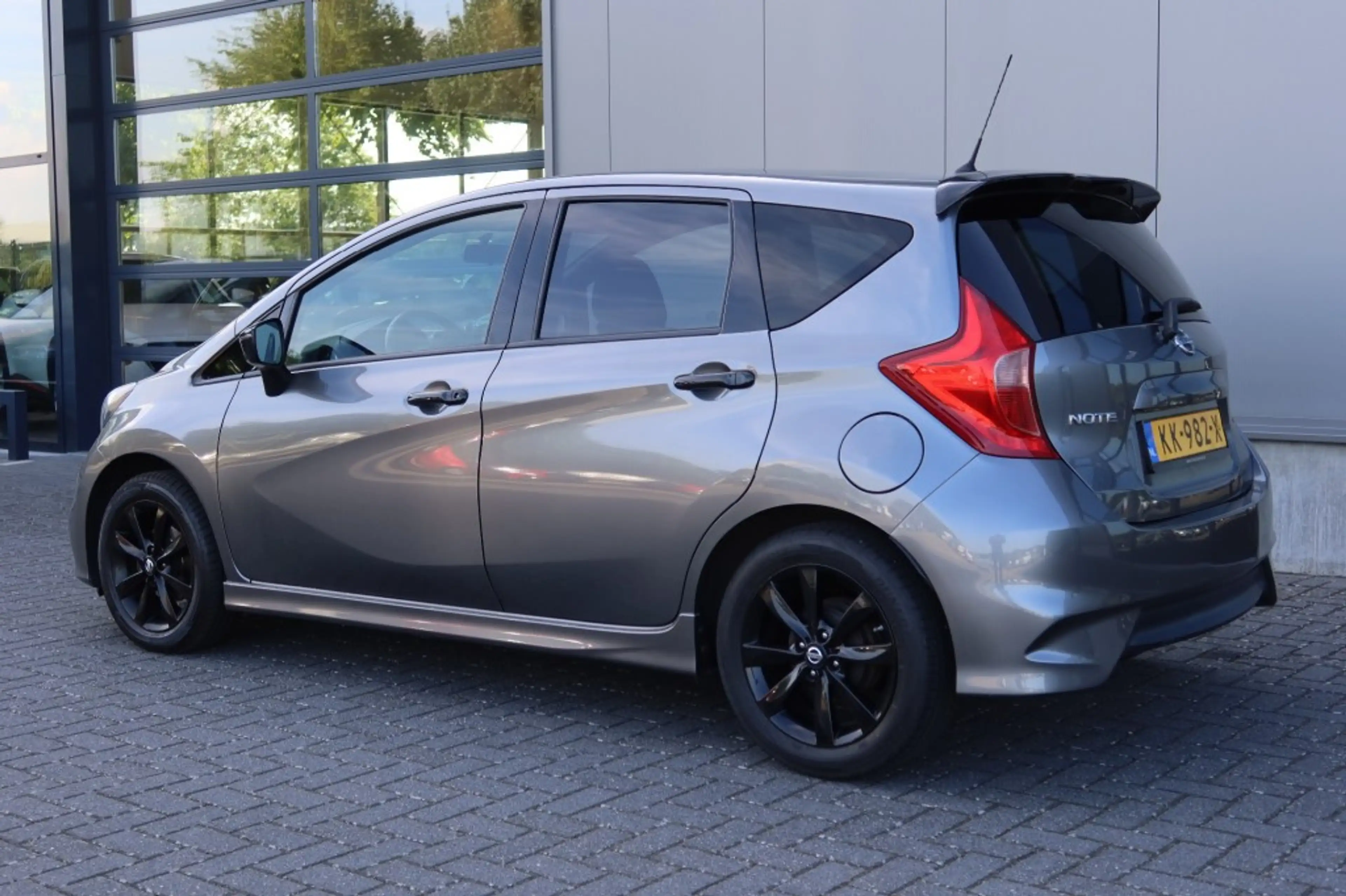 Nissan Note 1.2 Black Edition Airco, NAVI, Cruise — photo 4