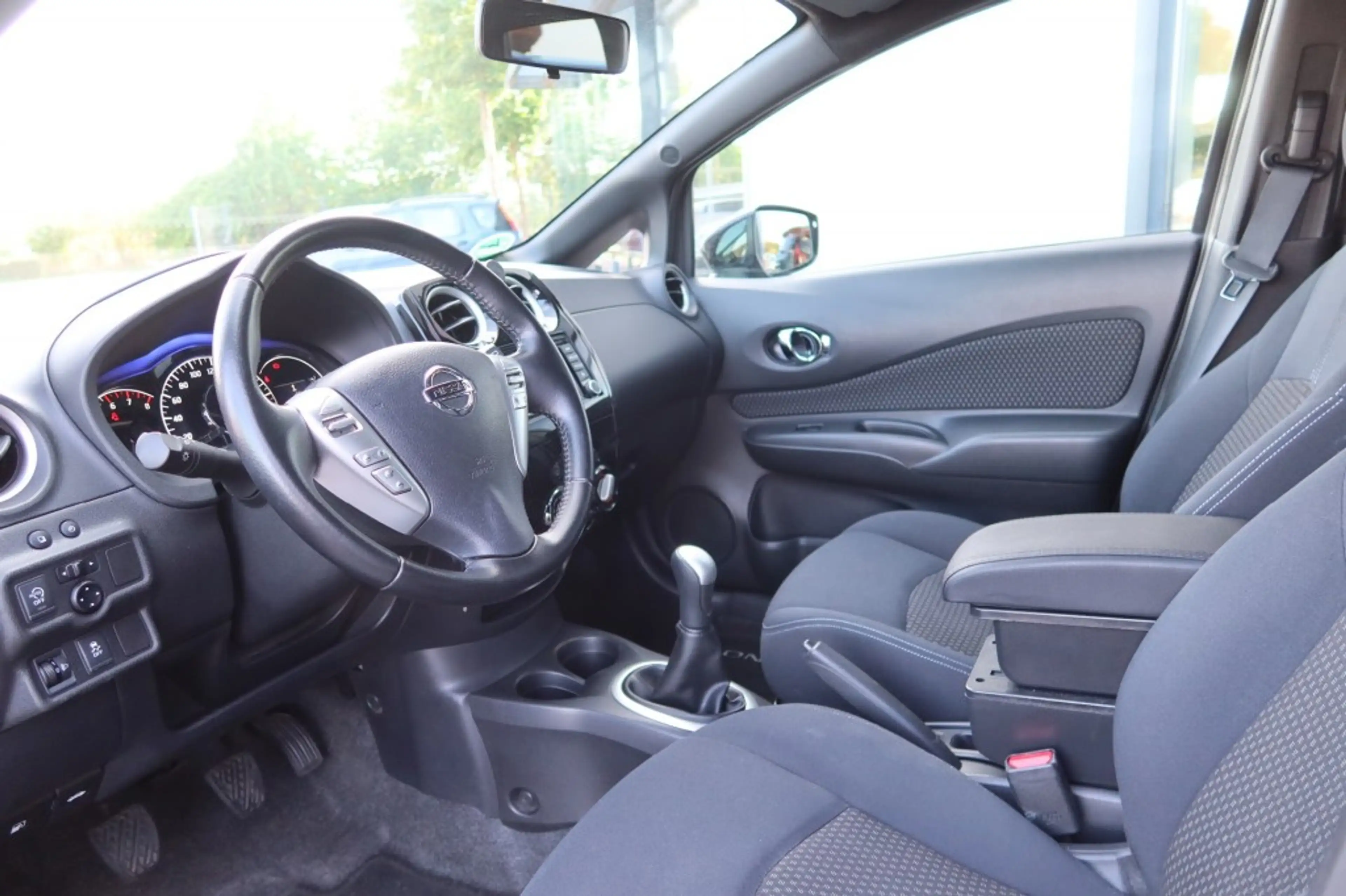 Nissan Note 1.2 Black Edition Airco, NAVI, Cruise — photo 6