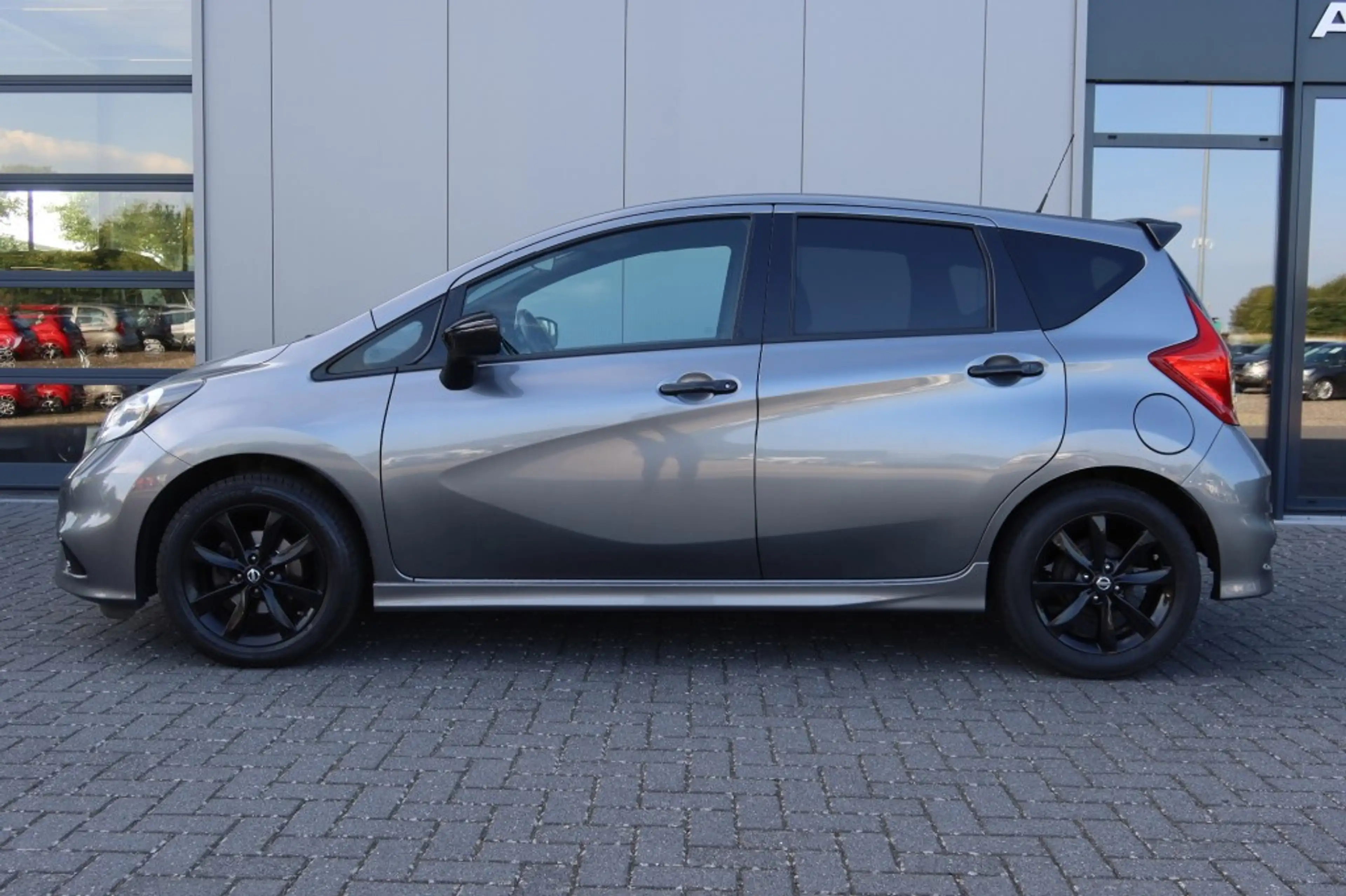 Nissan Note 1.2 Black Edition Airco, NAVI, Cruise — photo 3